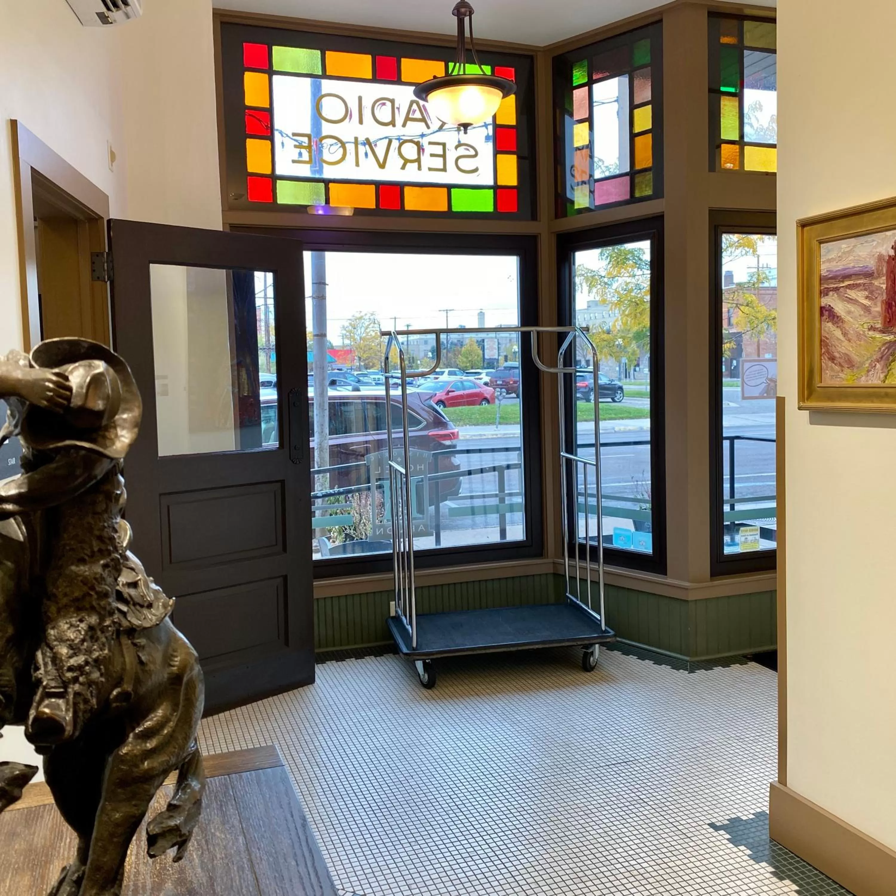 Facade/entrance in Historic Hotel Arvon