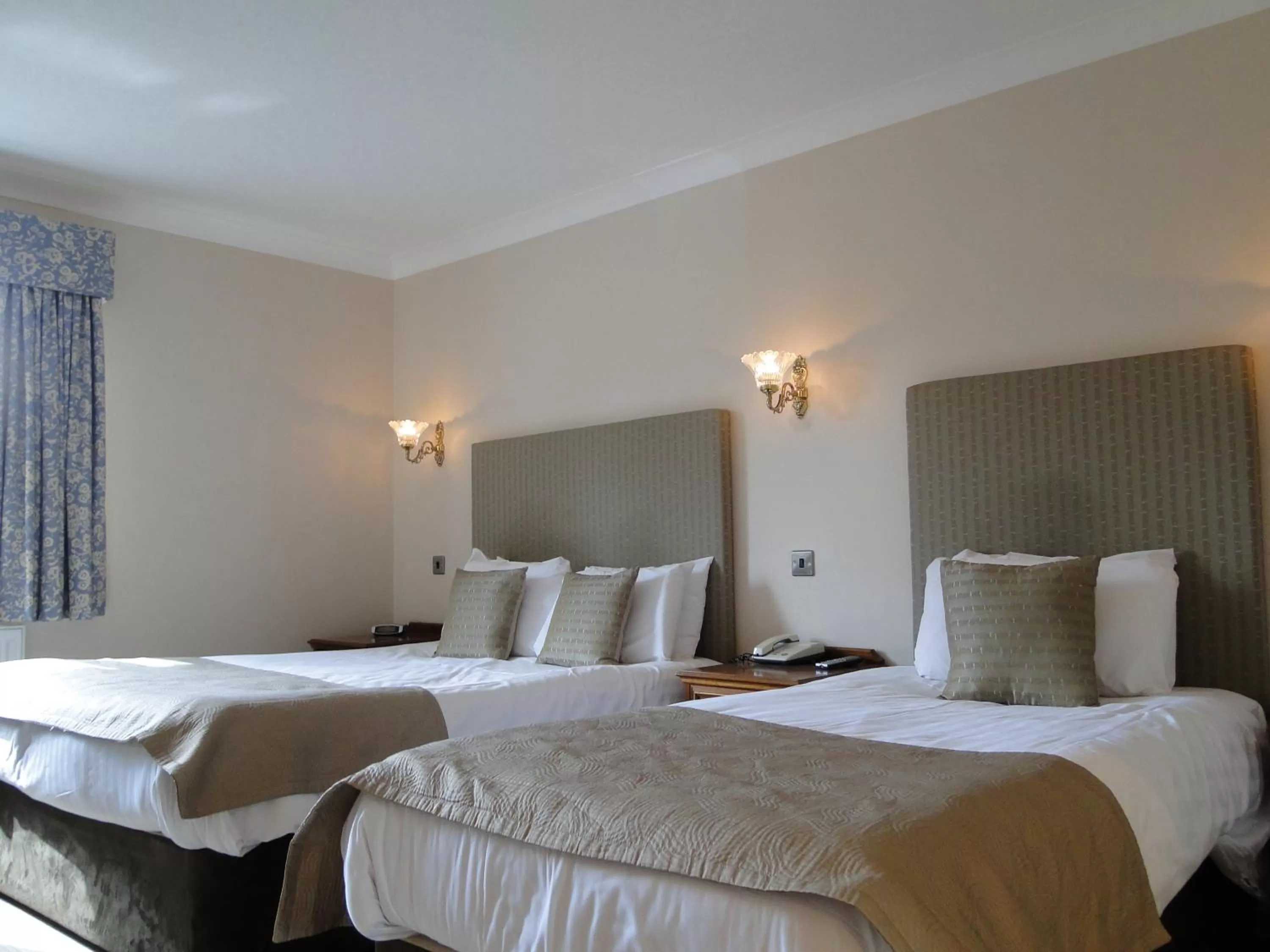 Bed in The Minster Hotel