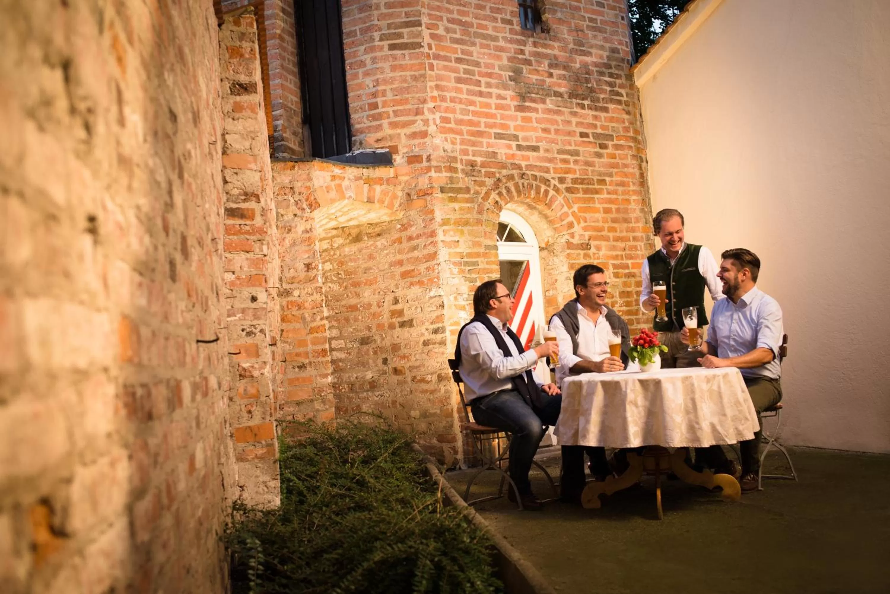 group of guests in Boardinghouse Hotel Münchner Hof Pfarrkirchen