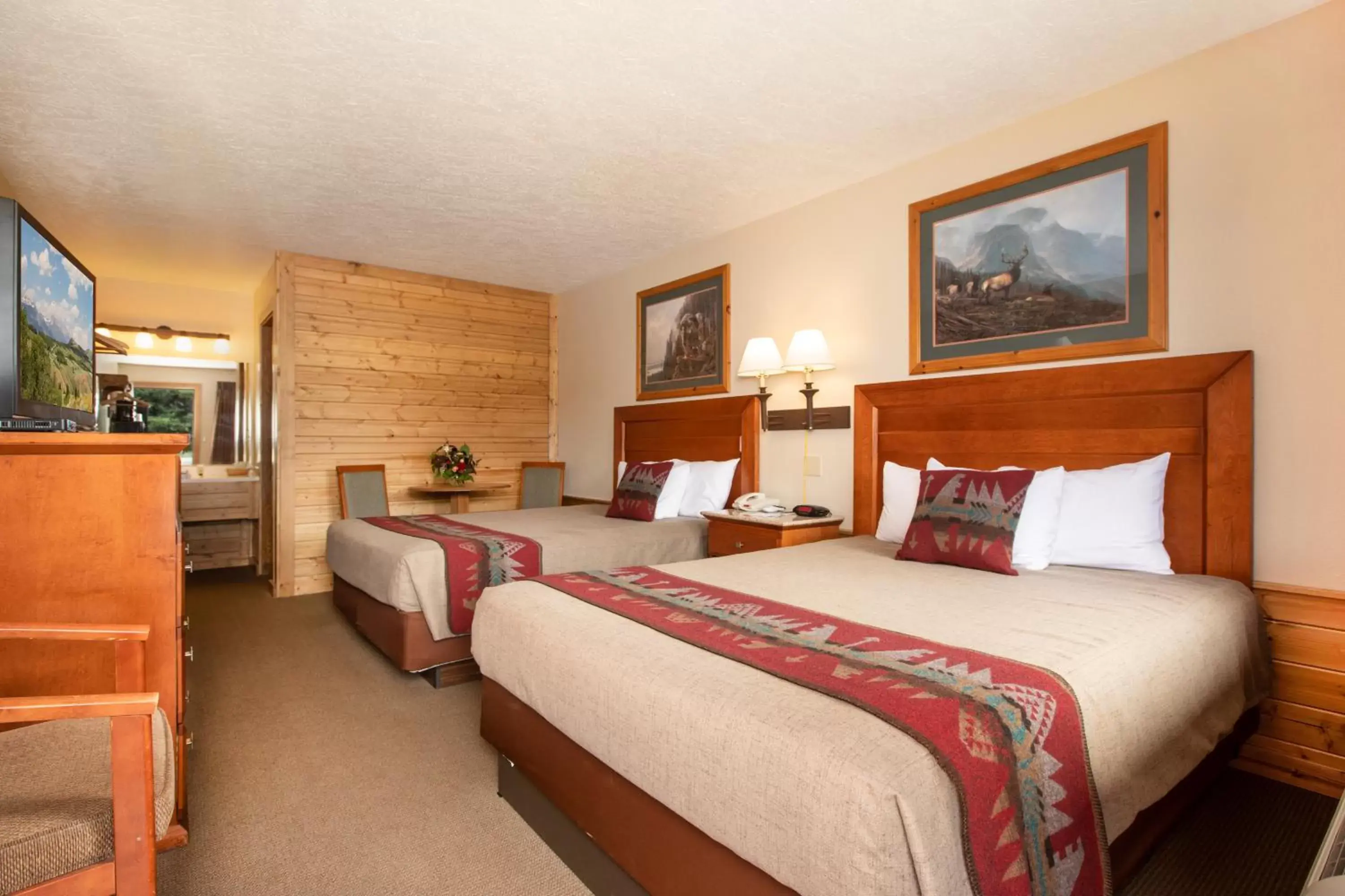 Queen Room with Two Queen Beds in Flat Creek Inn Queen Room with Two Queen Beds in Flat Creek Inn