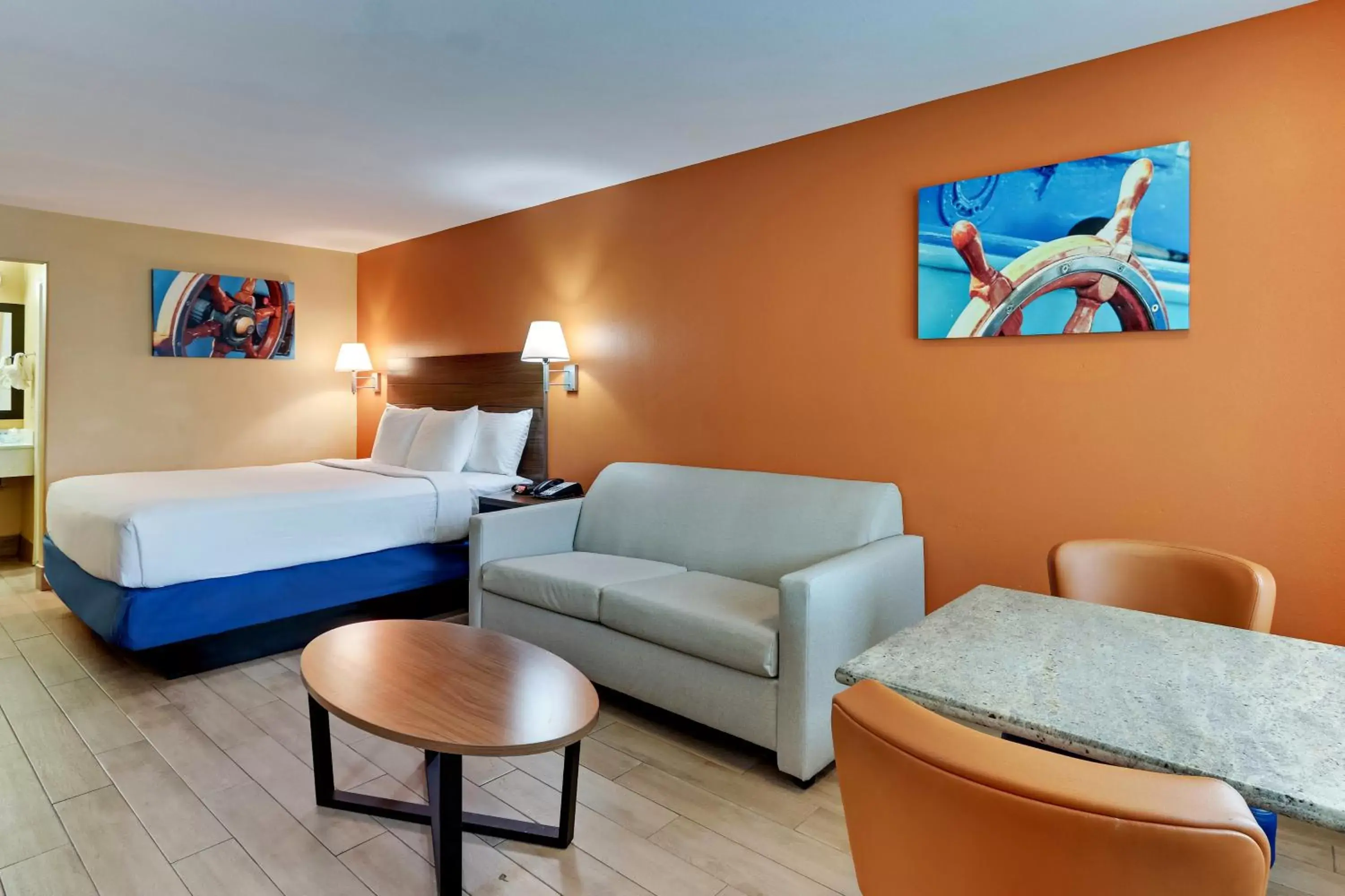 Bed in Captains Quarters Inn Bed in Captains Quarters Inn