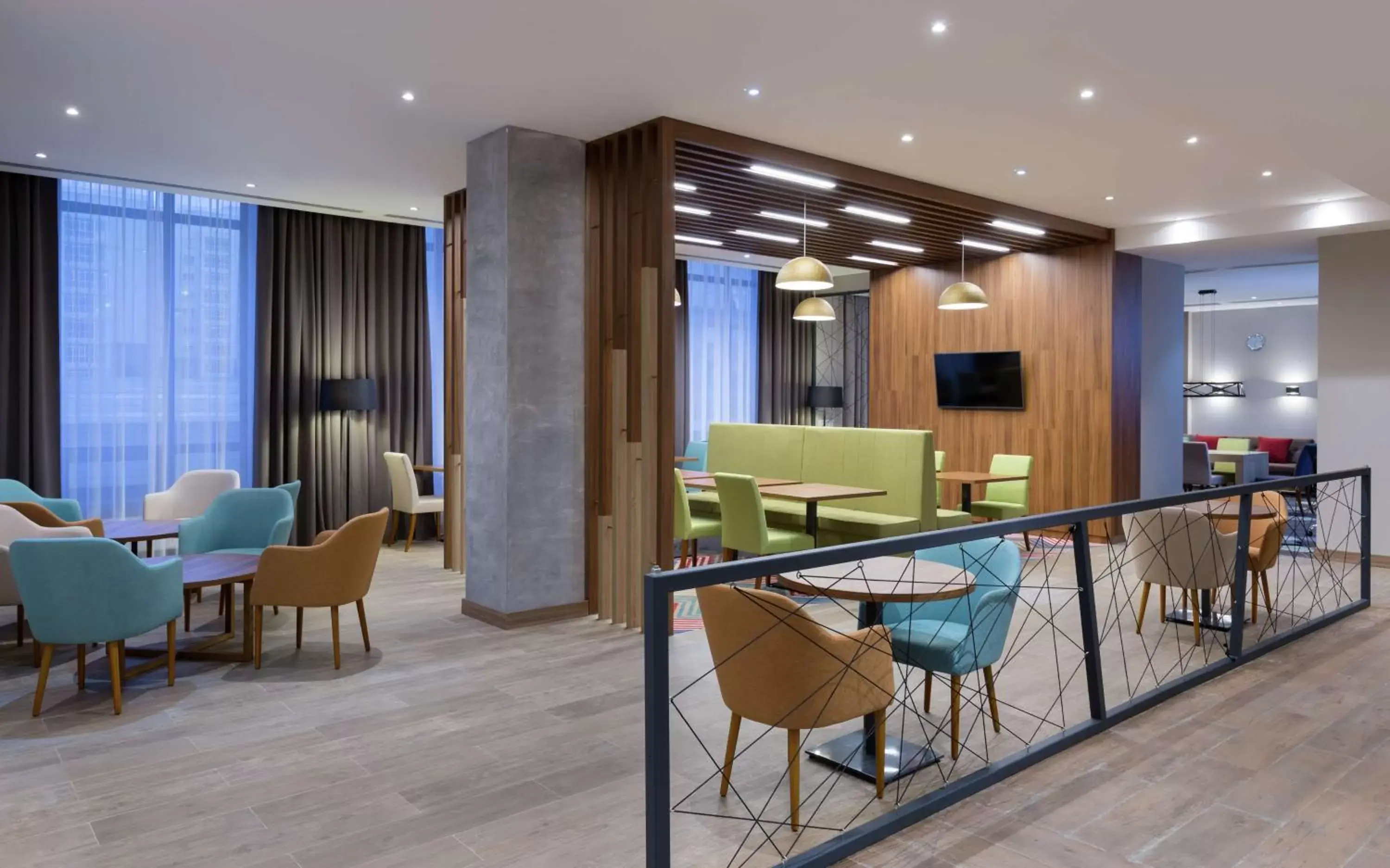 Lobby or reception in Hampton By Hilton Astana Triumphal Arch