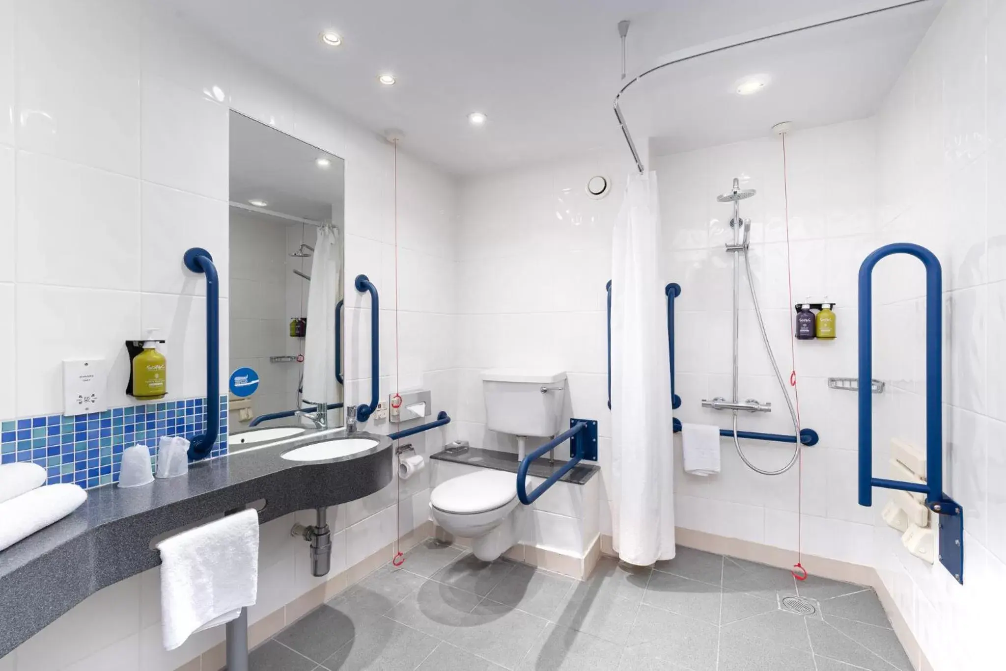 Bathroom in Holiday Inn Express Burnley M65 Jct 10, an IHG Hotel
