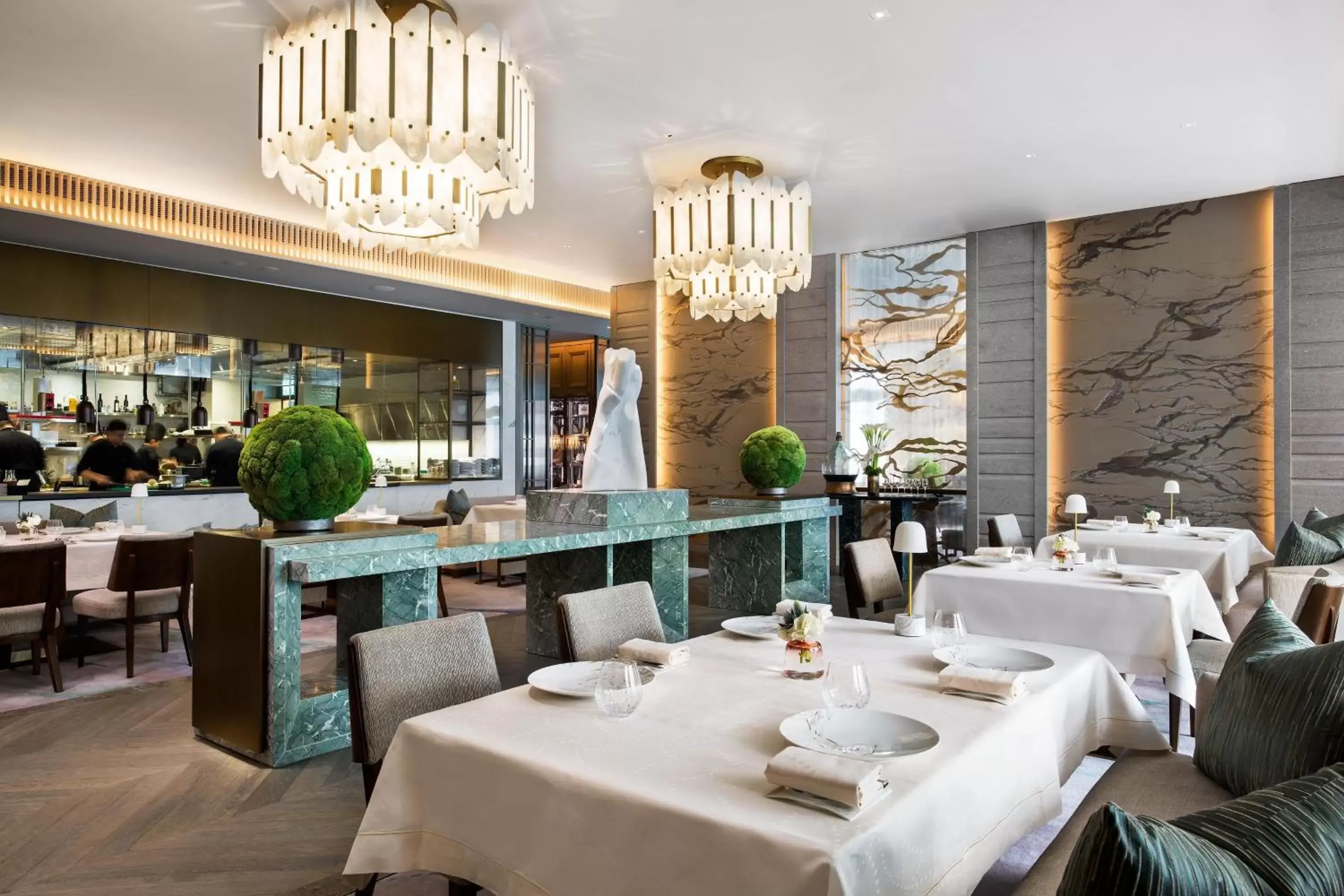 Restaurant/Places to Eat in The St. Regis Hong Kong