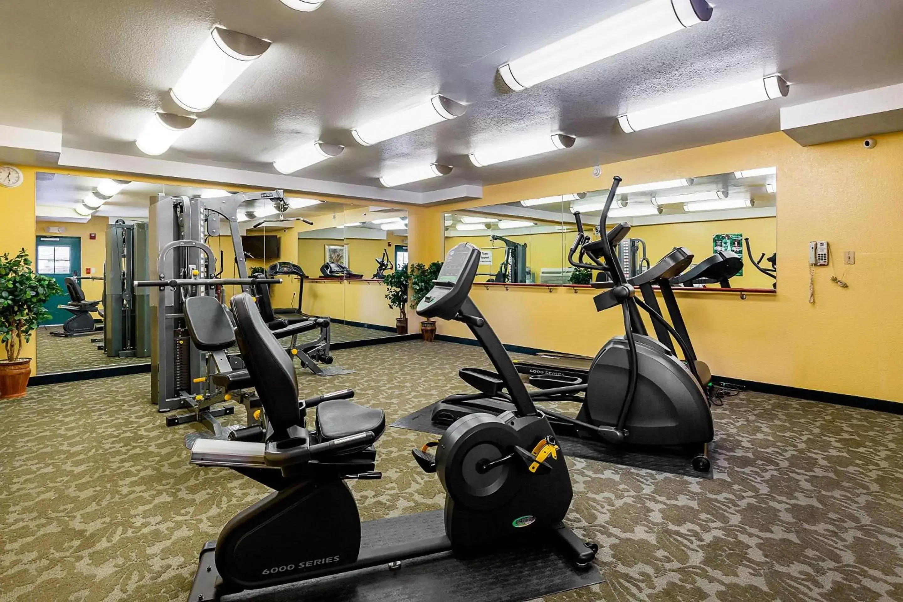 Fitness centre/facilities, Fitness Center/Facilities in Quality Inn & Suites Beachfront