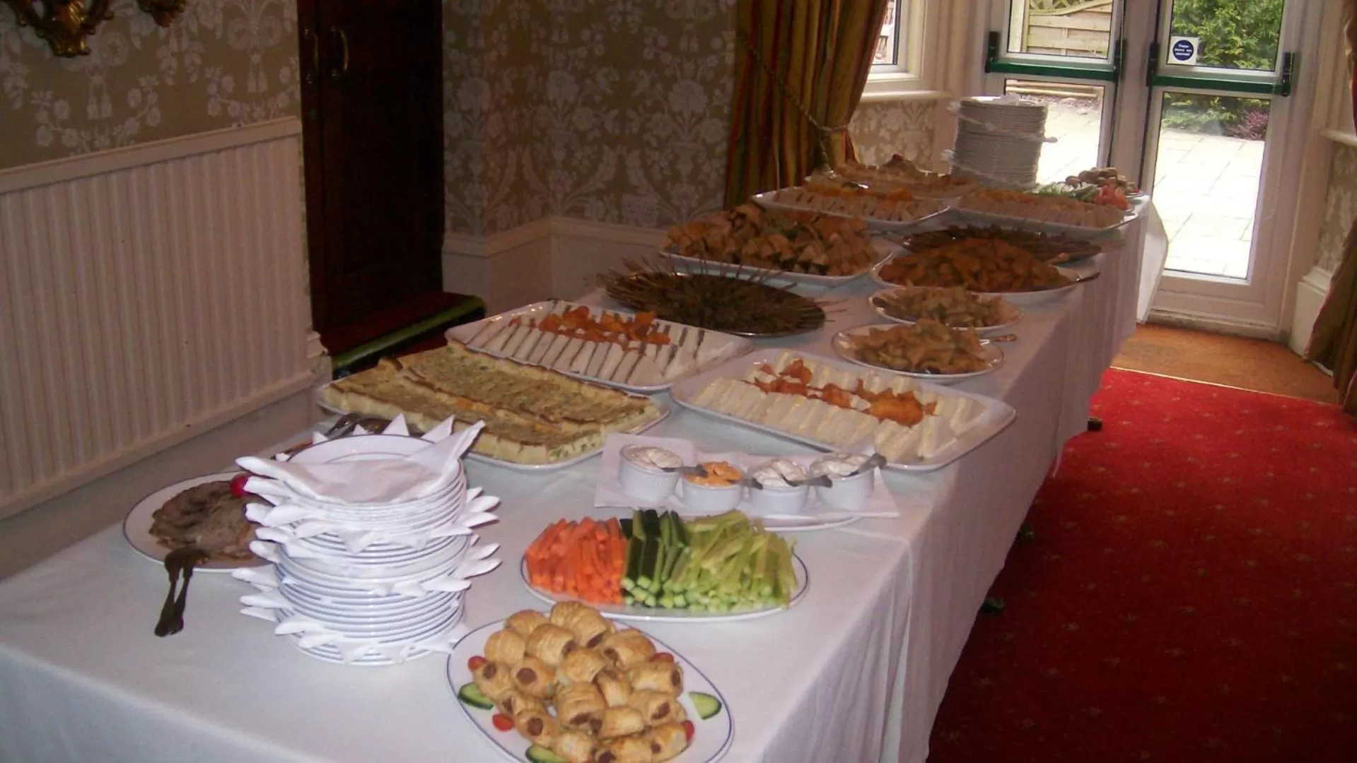 Day in Woodlands Hotel