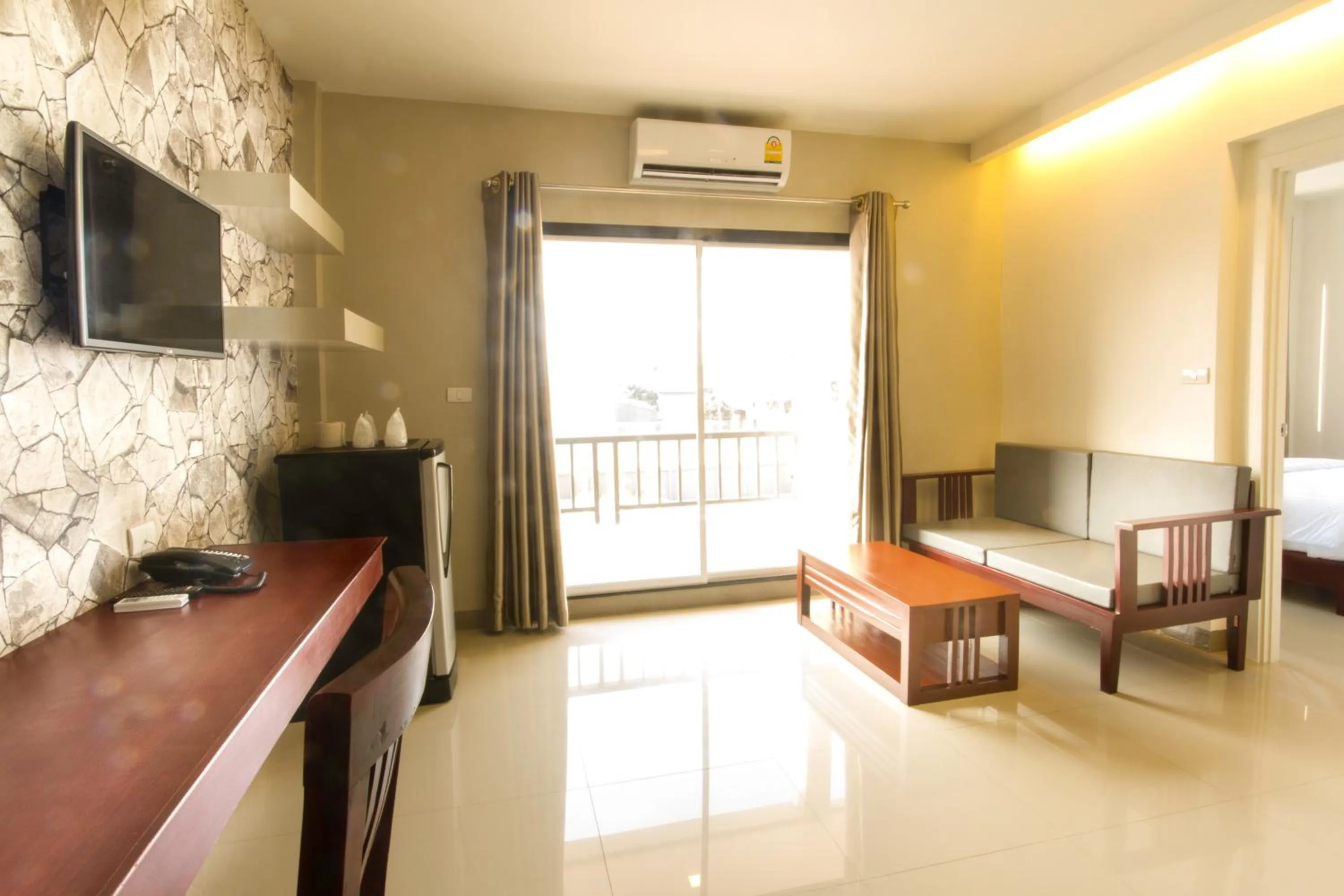 TV and multimedia in Bestiny Hotel & Restaurant Phetchabun