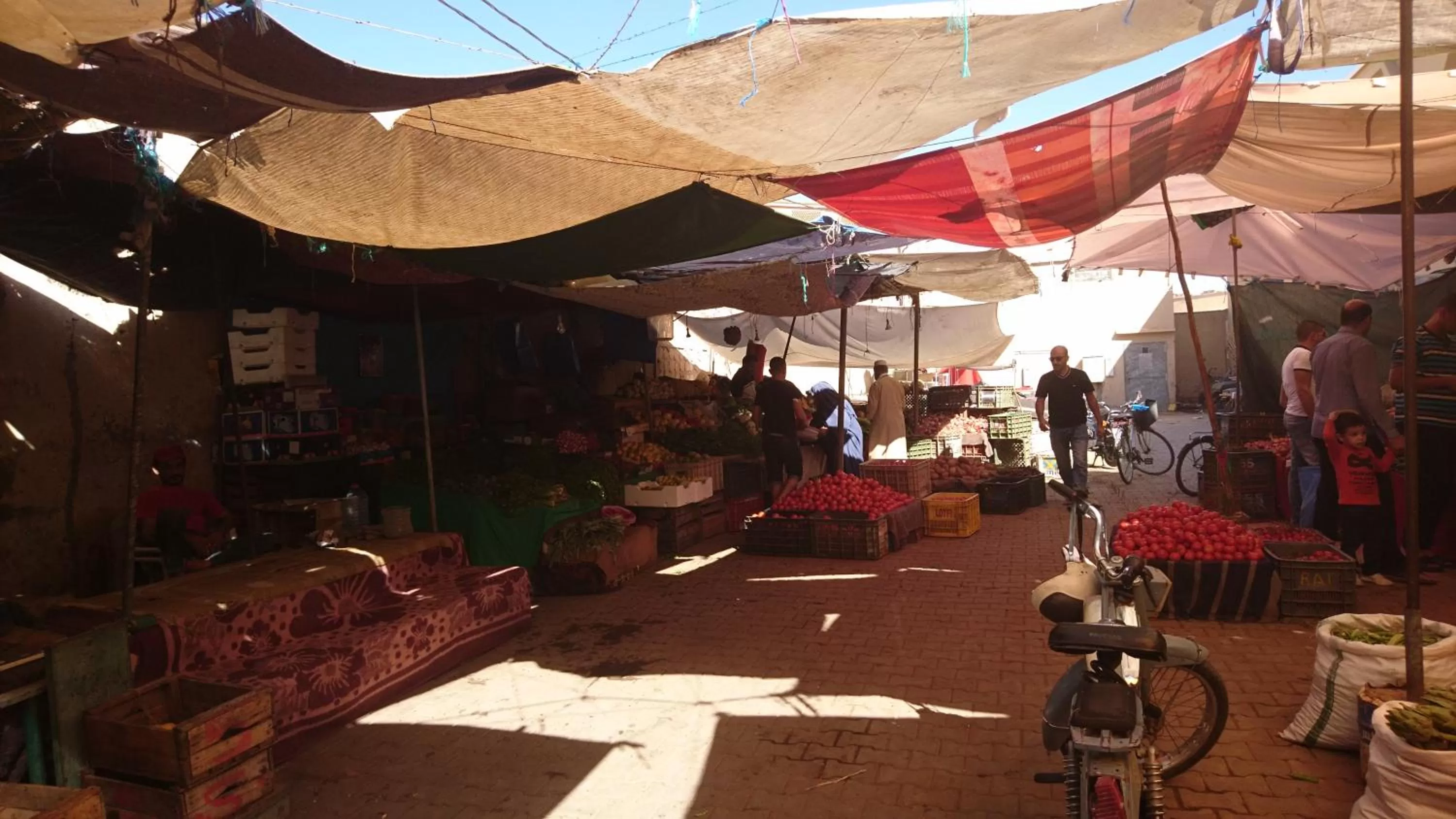 Shopping Area in Les Trois Paons