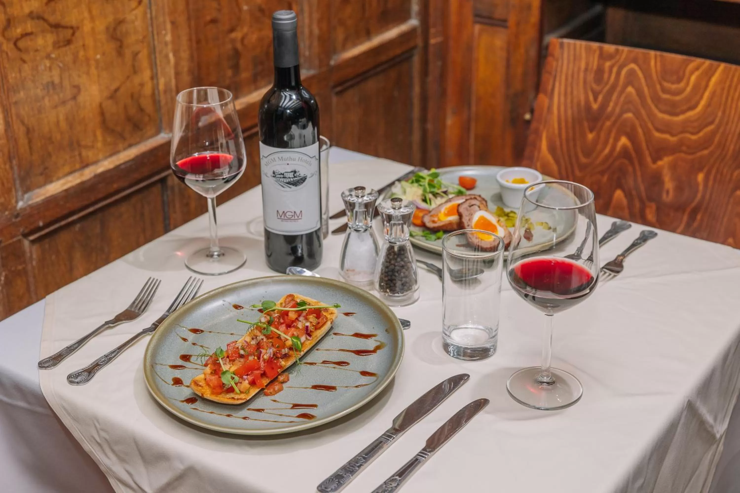 Dinner in Muthu Belstead Brook Hotel