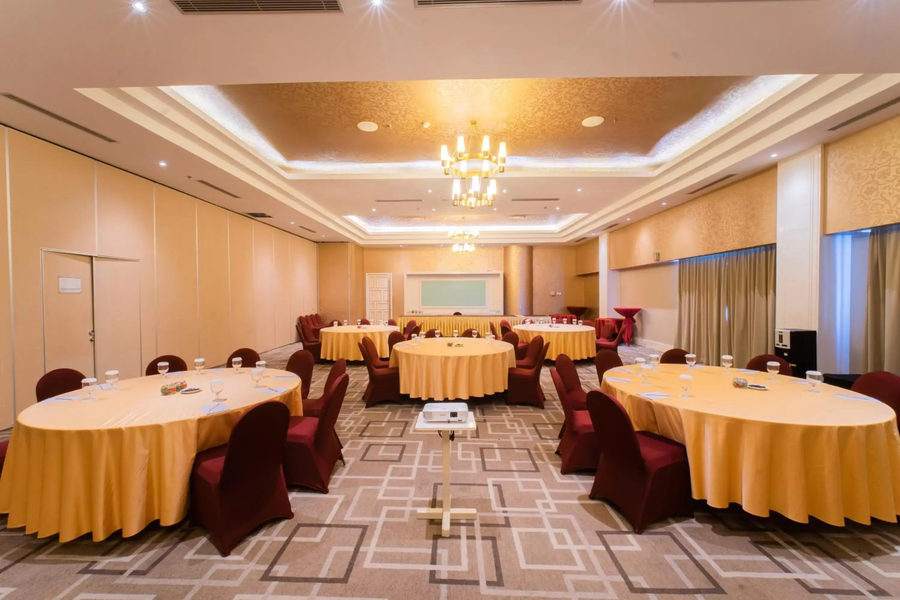 Meeting/conference room in Grand Jatra Hotel Balikpapan