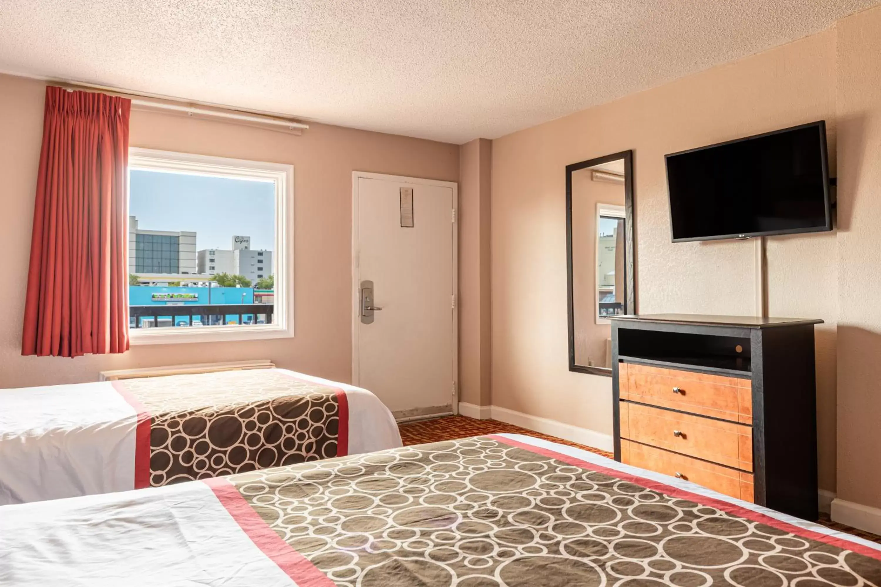 TV and multimedia, Bed in Sundial Inn TV and multimedia, Bed in Sundial Inn