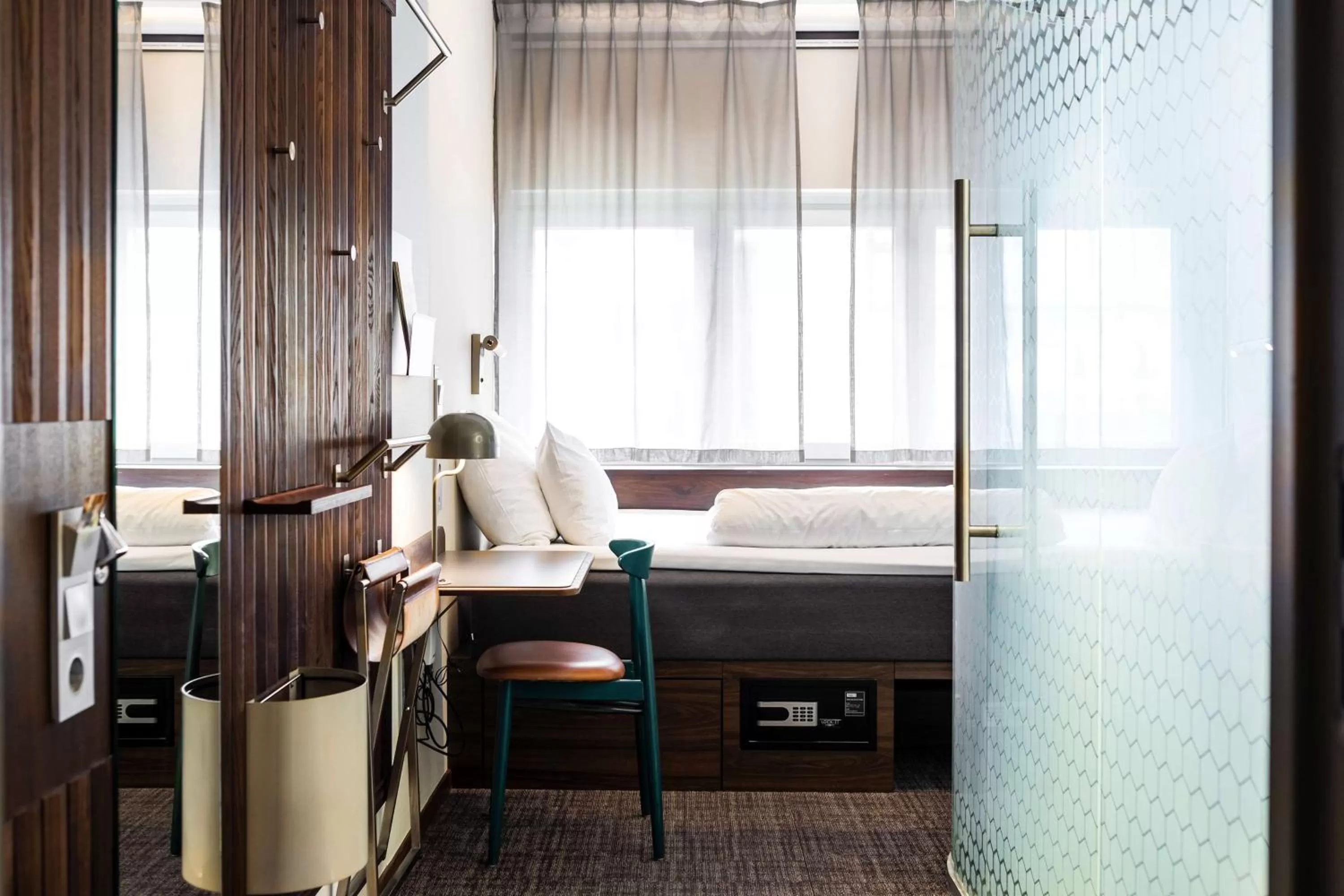 Photo of the whole room, Bed in Best Western and hotel