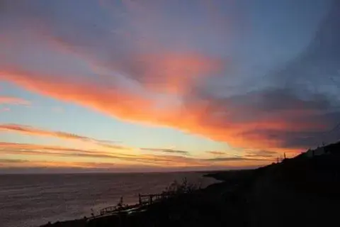 Autumn, Sunrise/Sunset in Clifden Bay Lodge