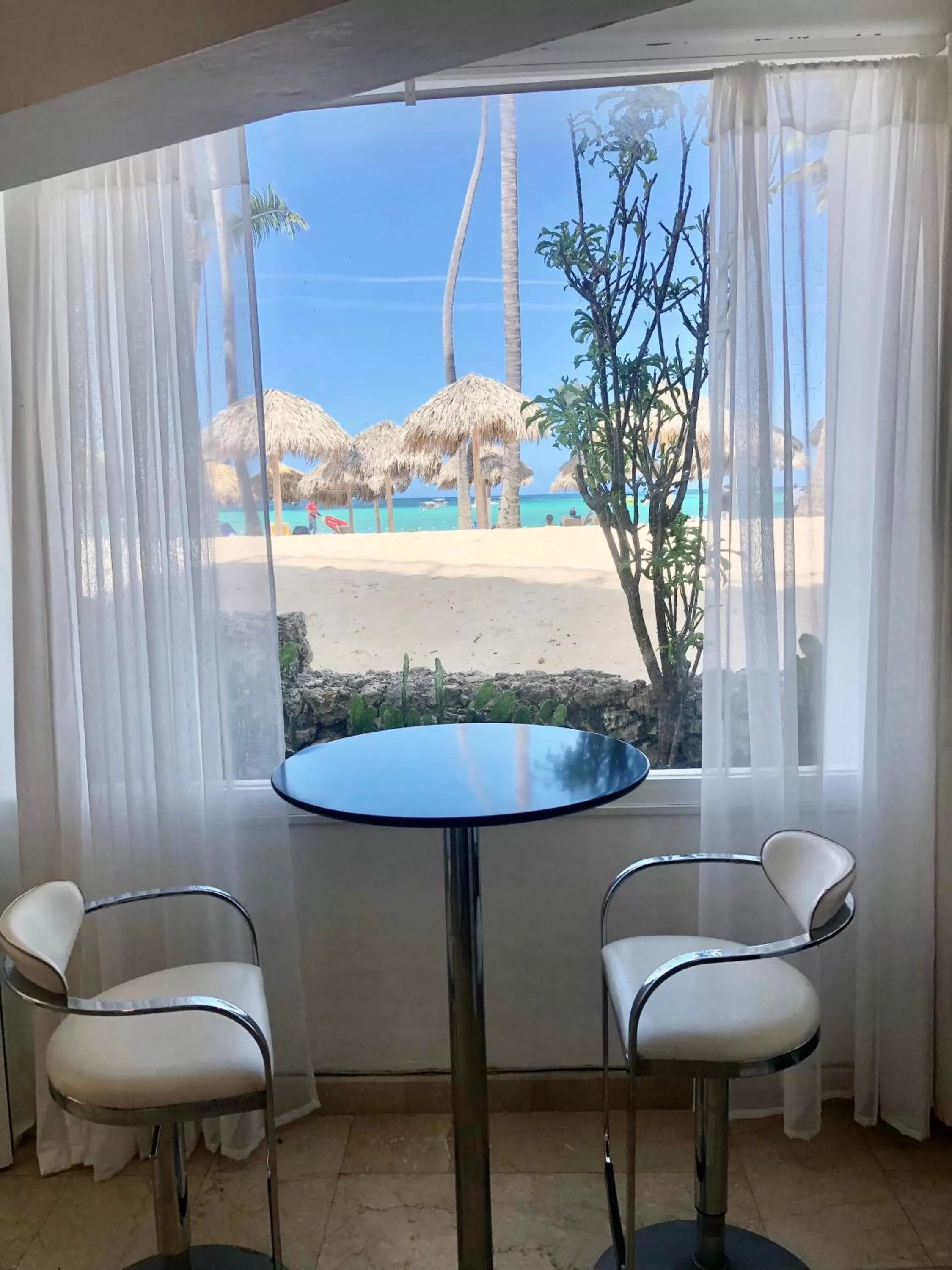 Los Corales Luxury Villas Beach Club and Spa