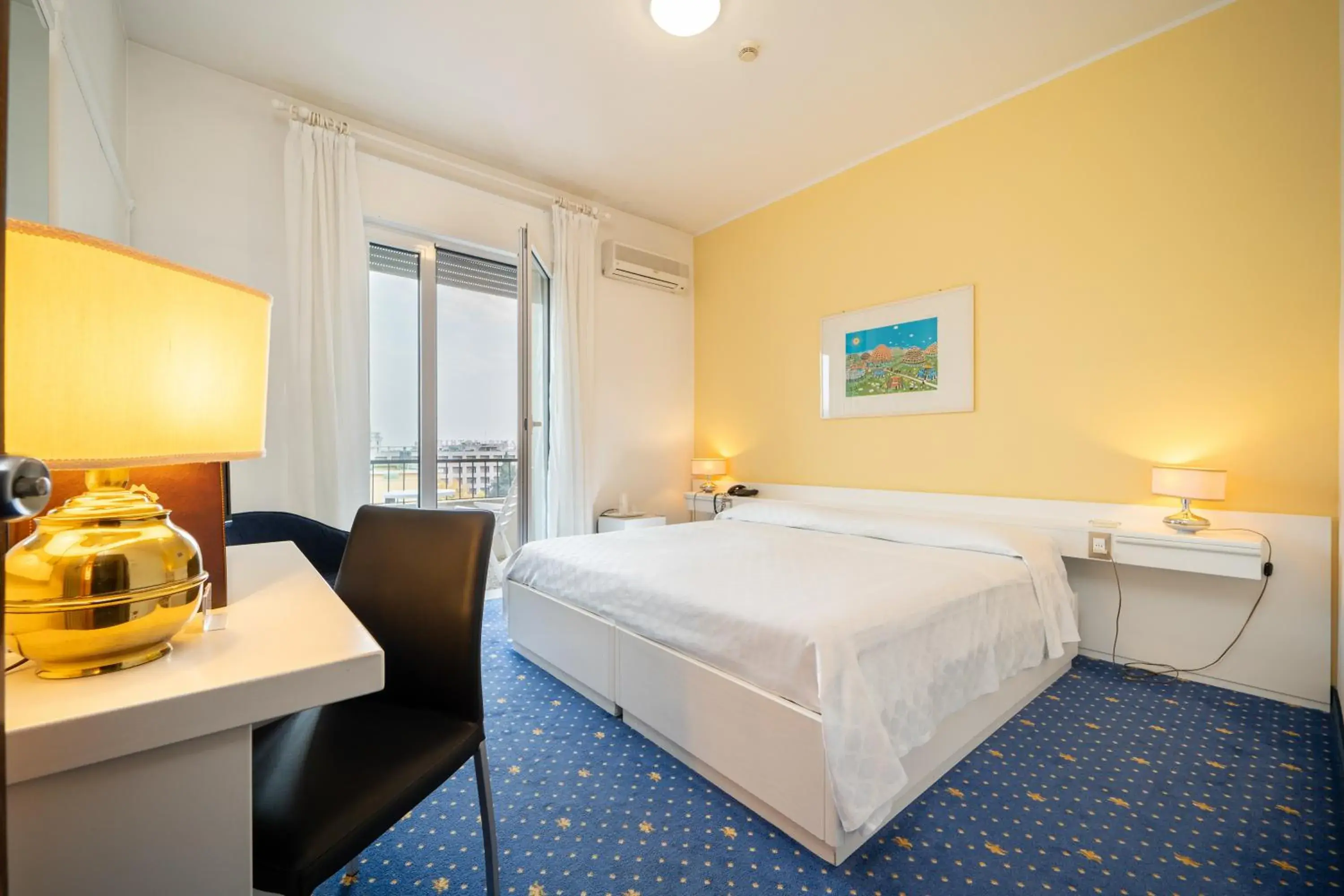 Economy Double Room with Balcony in Hotel Ariston Molino Buja
