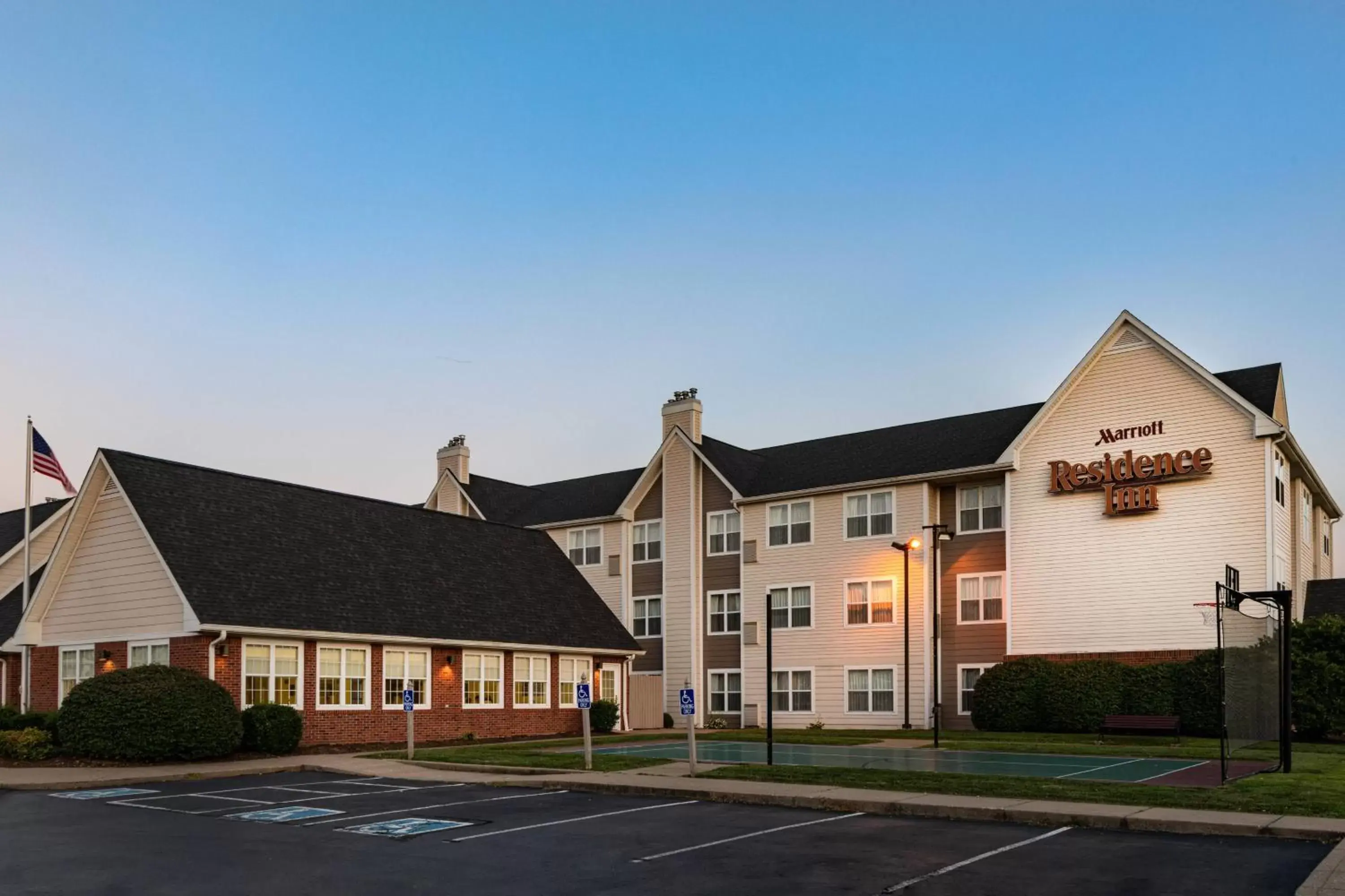 Property Building in Residence Inn by Marriott Evansville East