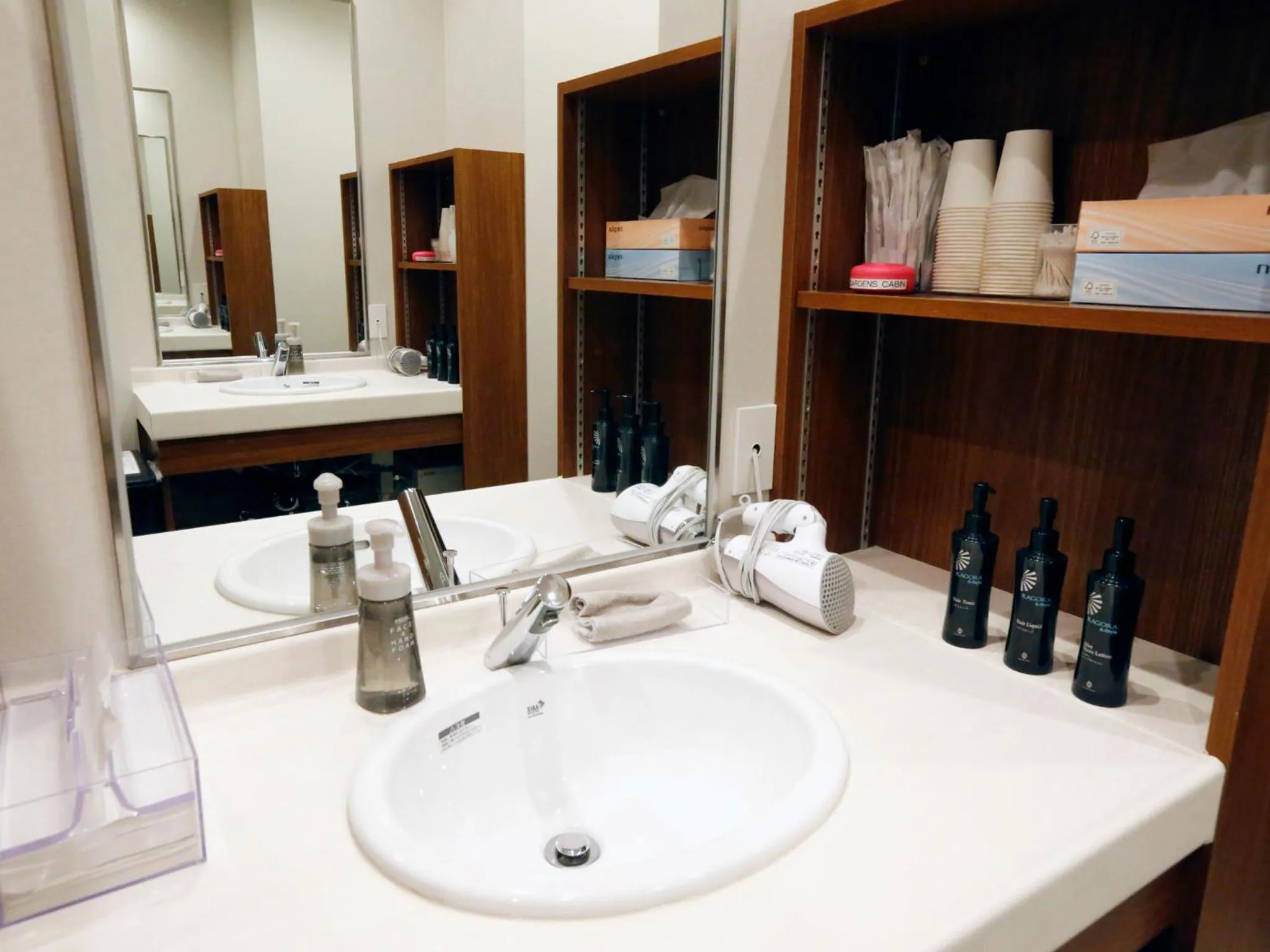Bathroom in Gardens Cabin
