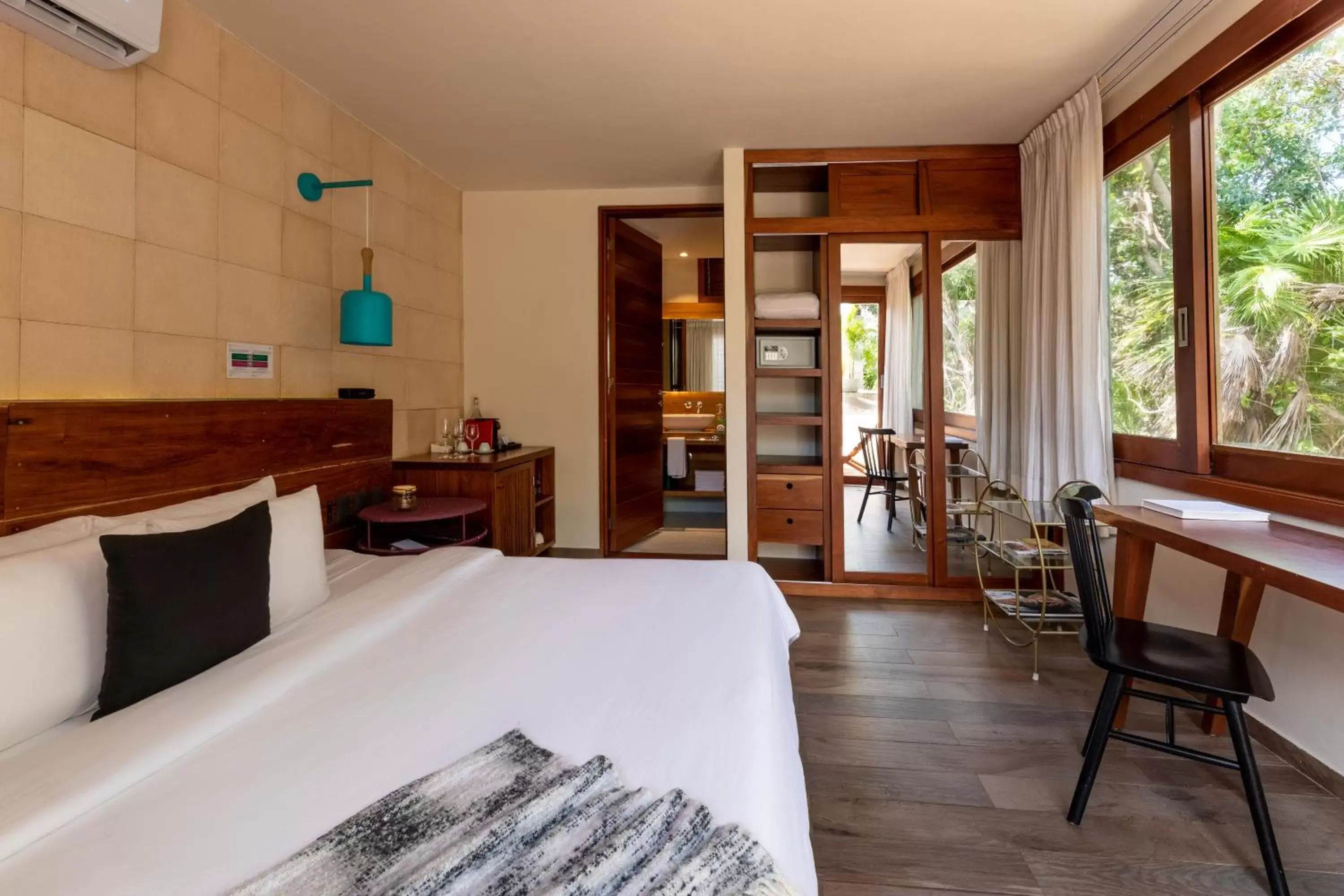 Bed in Mi Amor a Colibri Boutique Hotel-Adults Only