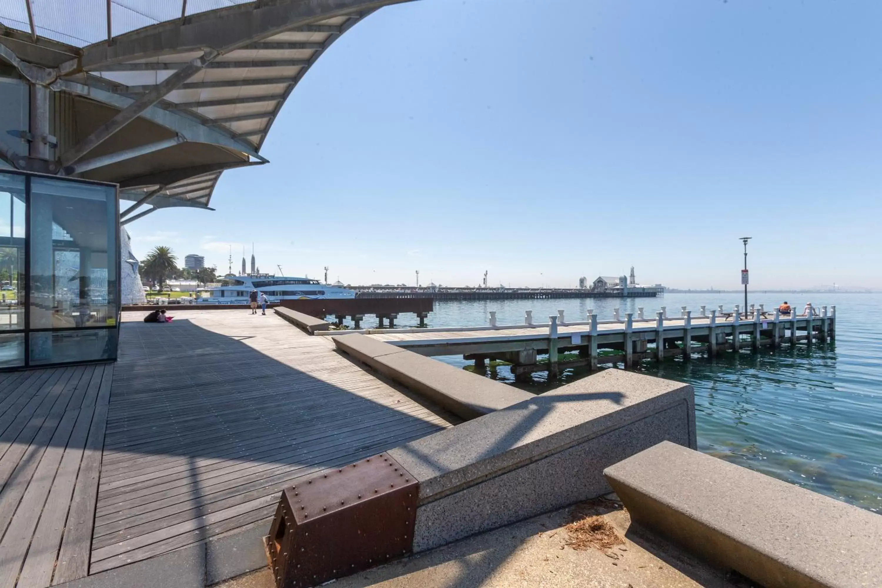 Open Air Bath, Swimming Pool in Vue Apartments Geelong