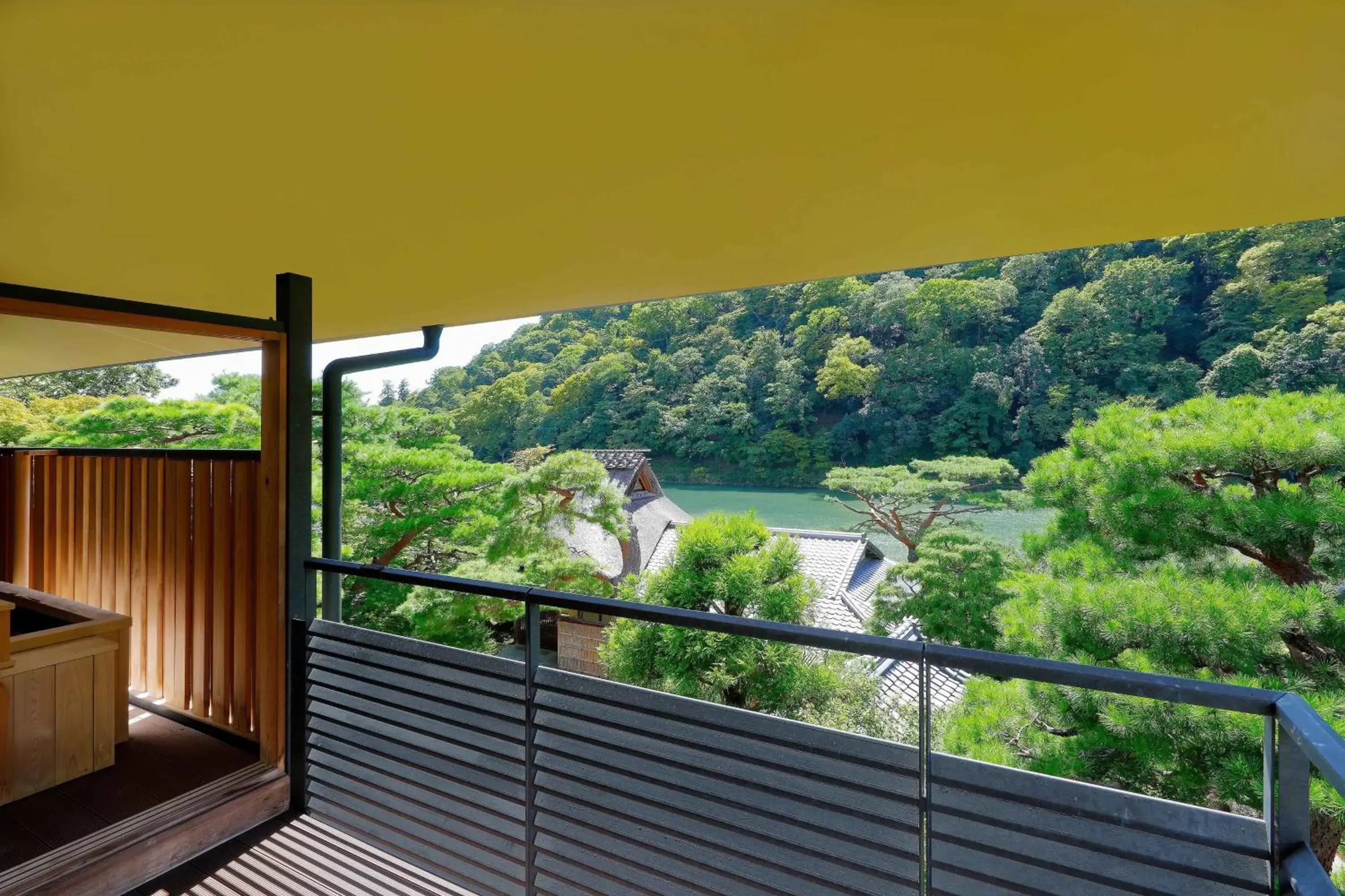 Bedroom in Suiran, a Luxury Collection Hotel, Kyoto