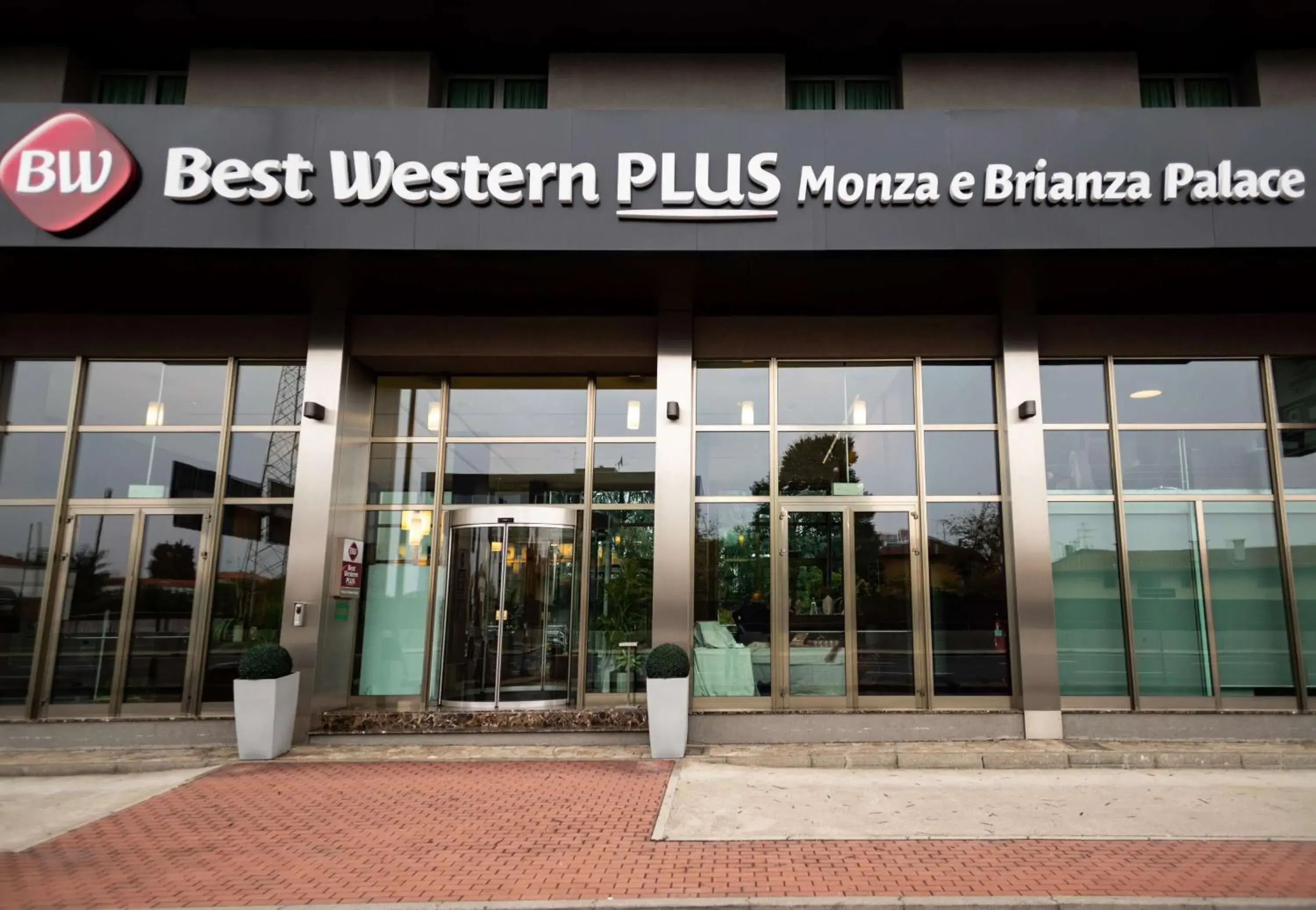 Property building in Best Western Premier Hotel Monza E Brianza Palace