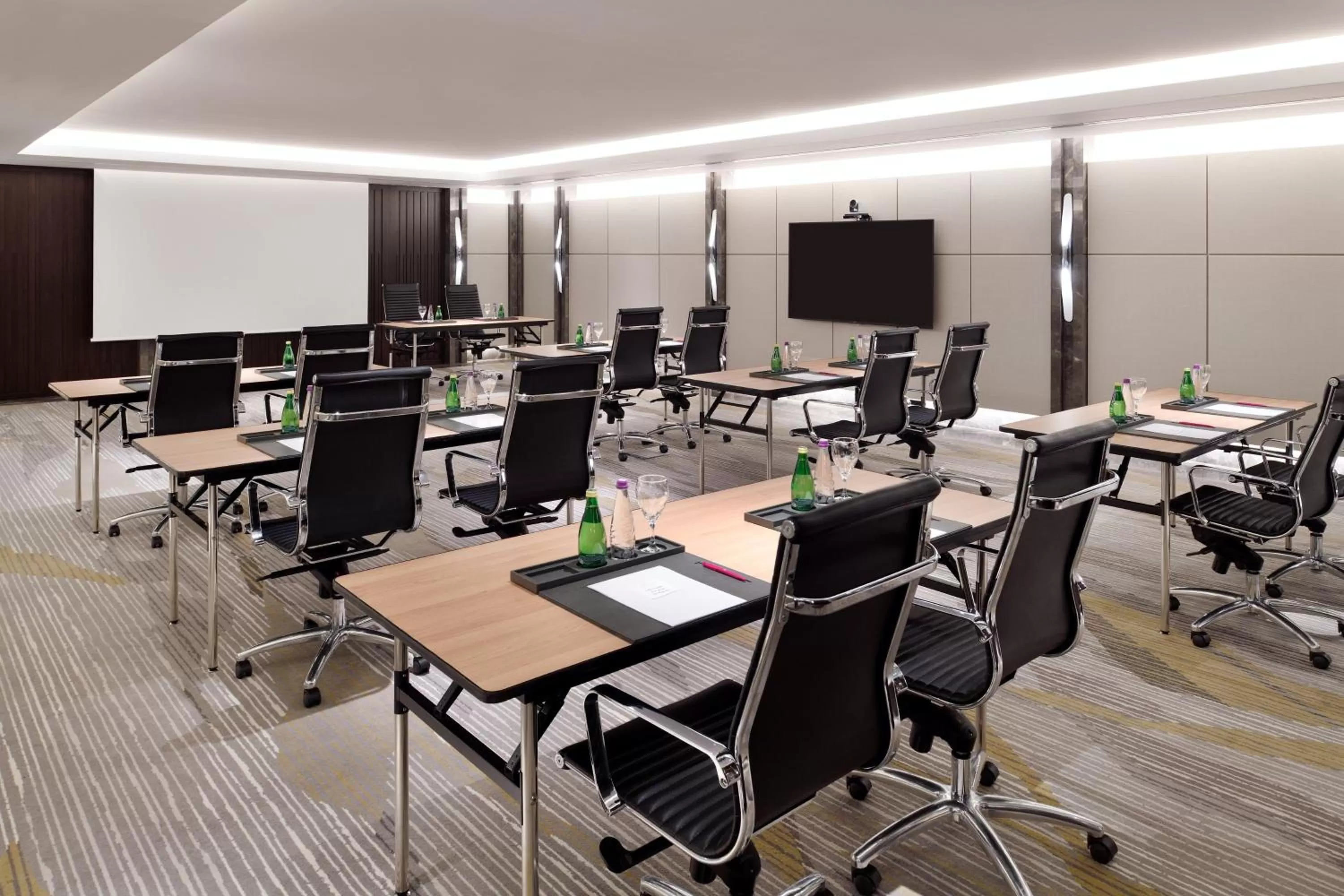 Meeting/conference room in Crowne Plaza - Jeddah Al Salam by IHG