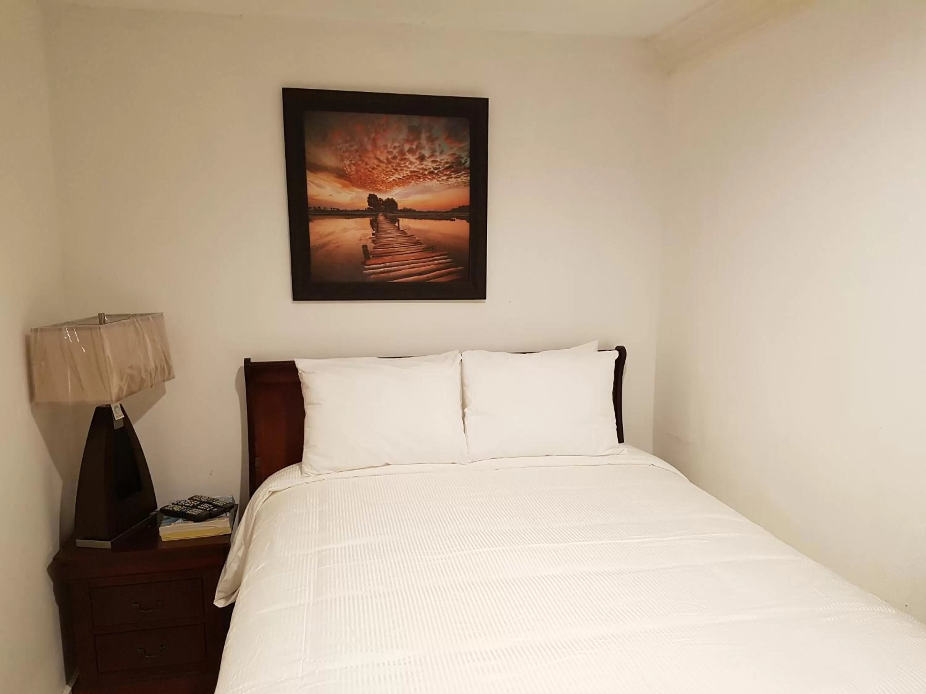 Bed in Golden Palm B & B