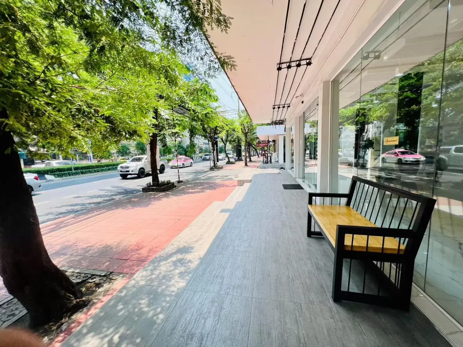 Street view in Bed by Tha-Pra SHA Plus Street view in Bed by Tha-Pra SHA Plus