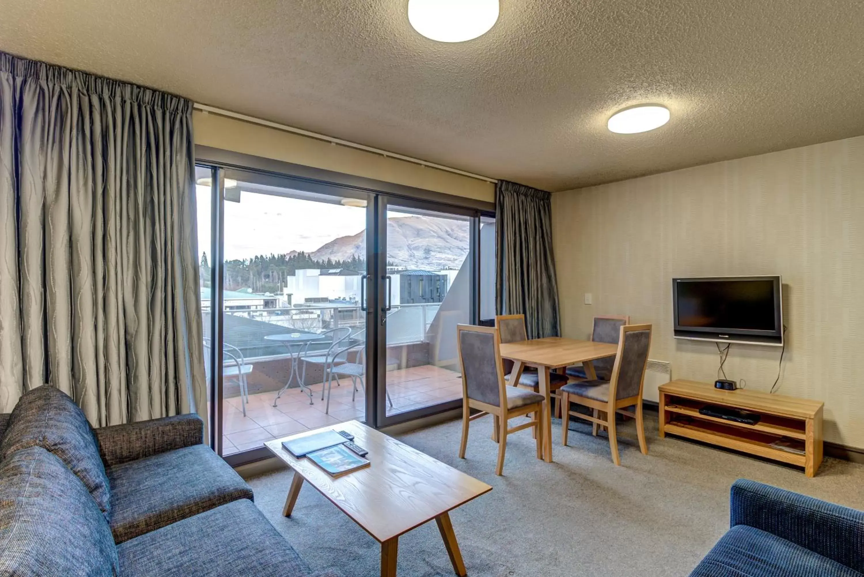 Living room, Seating Area in The Lofts Apartments