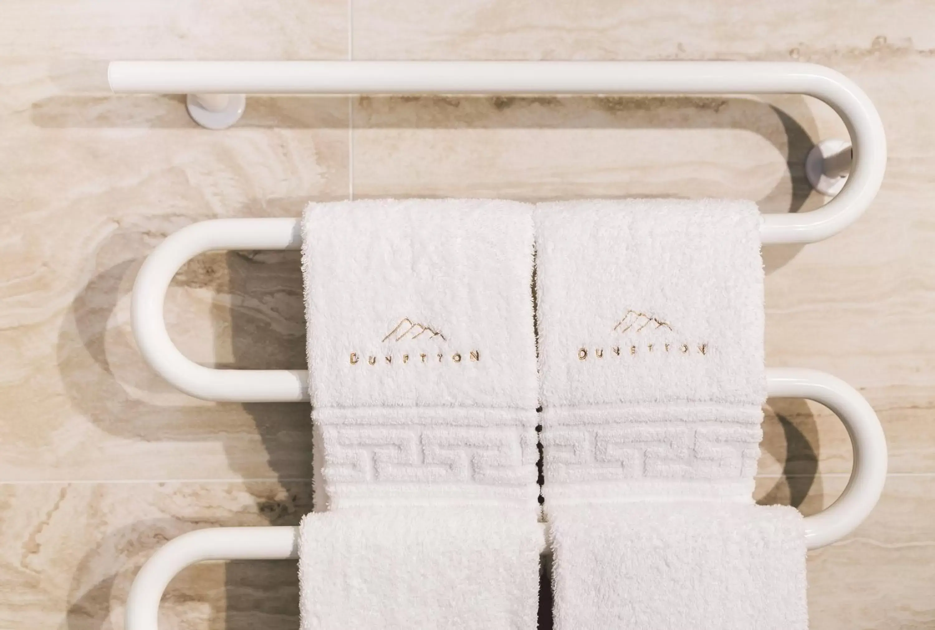 Bathroom in Dunetton - self check-in hotel Bathroom in Dunetton - self check-in hotel