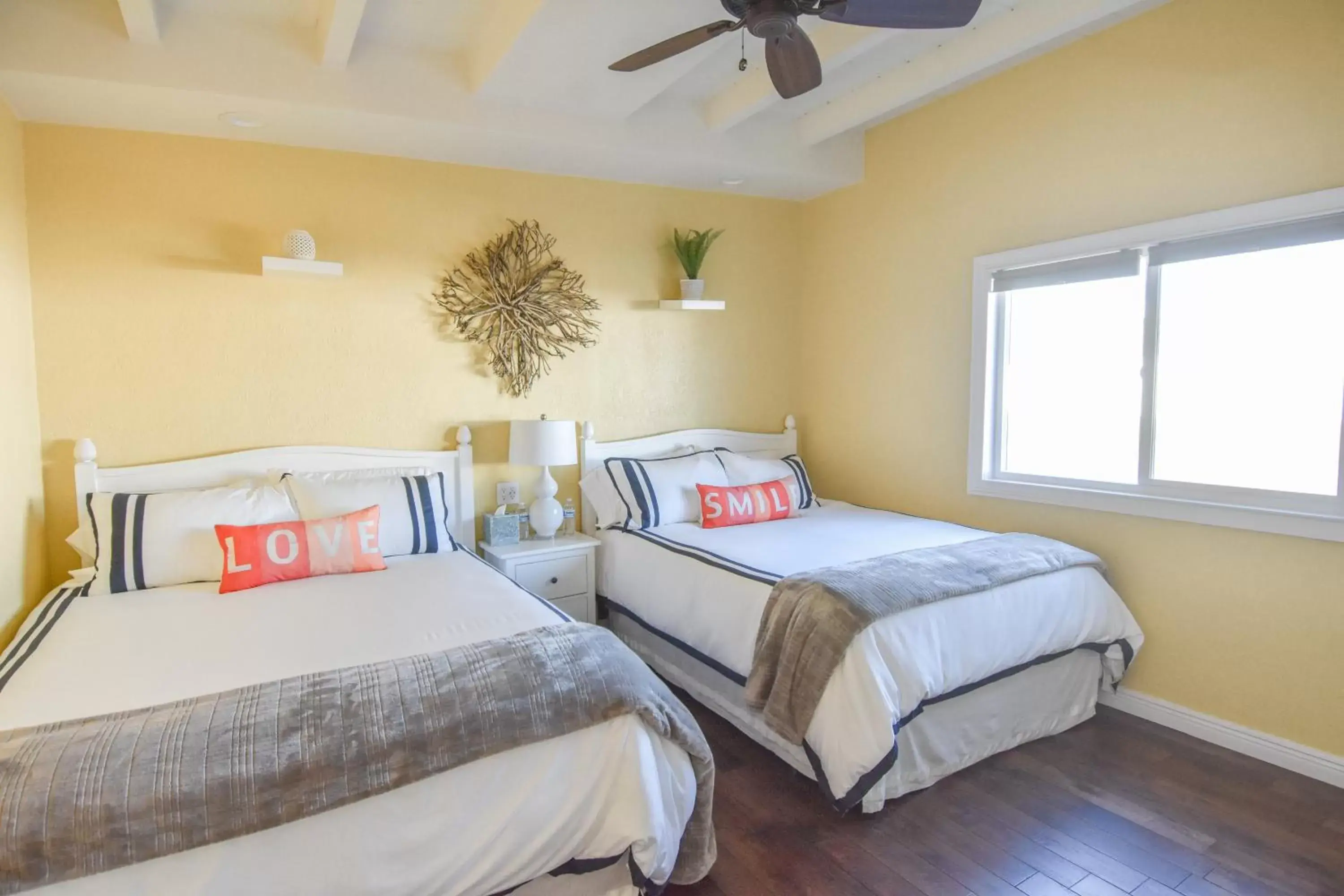 Bedroom, Bed in Quinta Pacifica Beachfront Villas