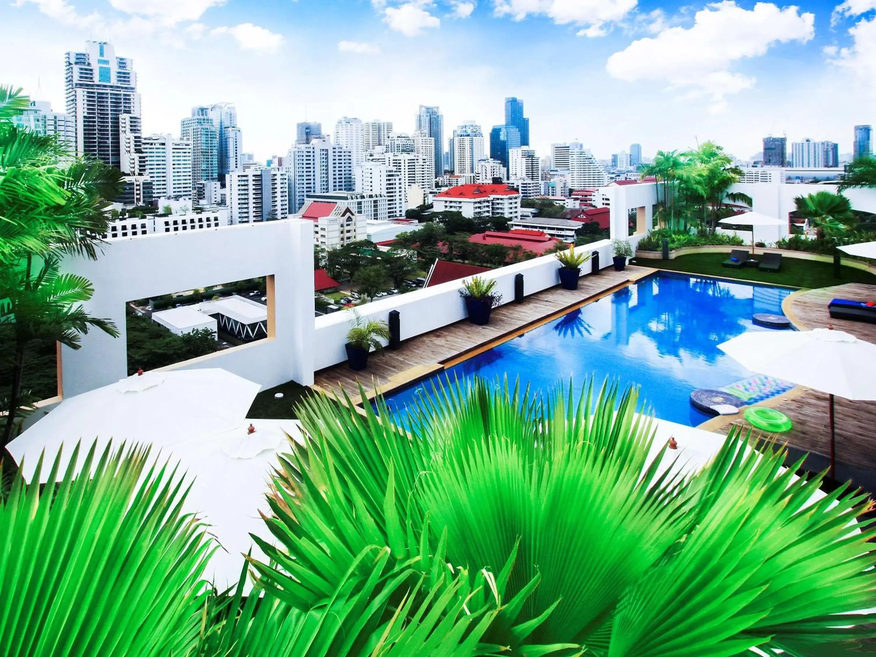 On site, Pool View in Grand Mercure Bangkok Asoke Residence
