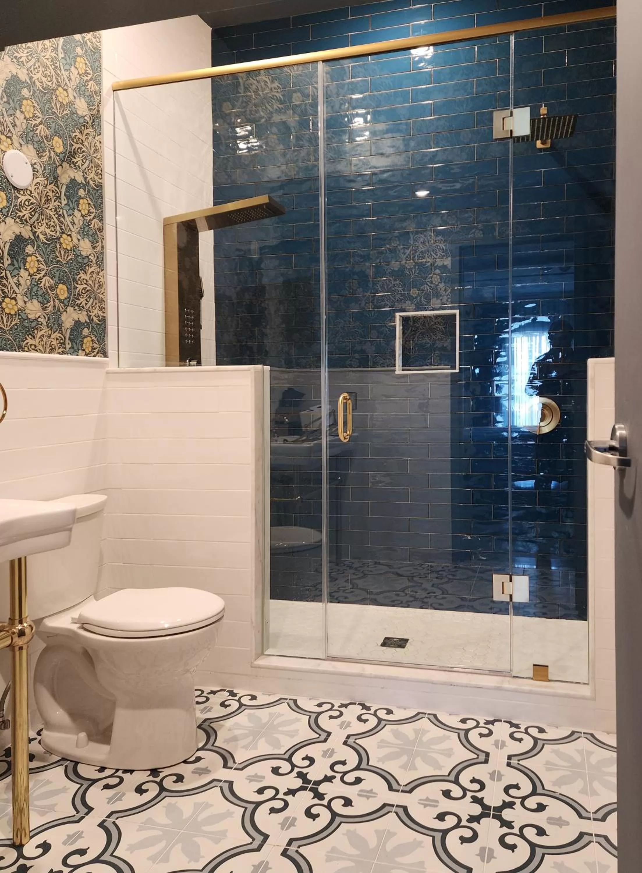 Bathroom in Niagara Grandview Boutique Hotel