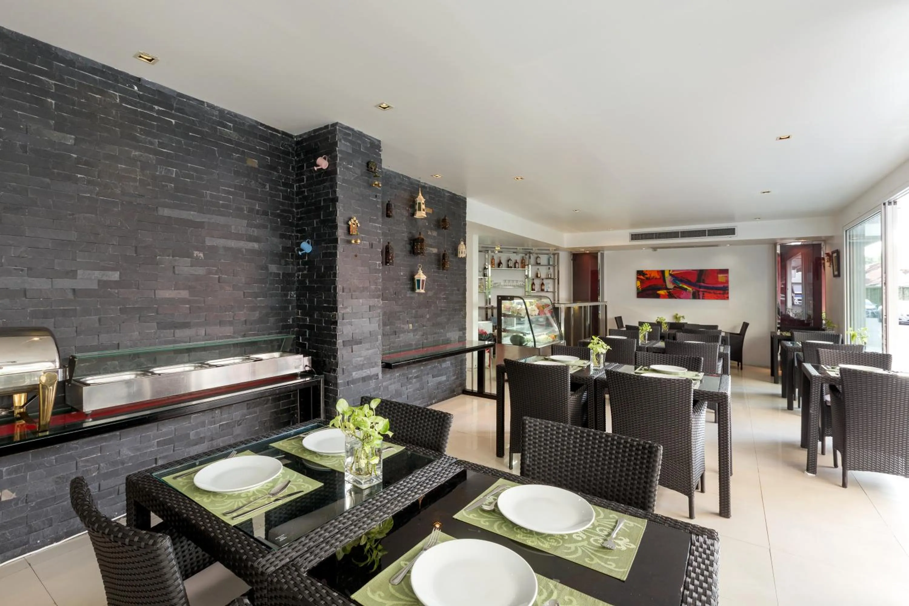 Restaurant/places to eat in Grand Sunset Hotel Phuket