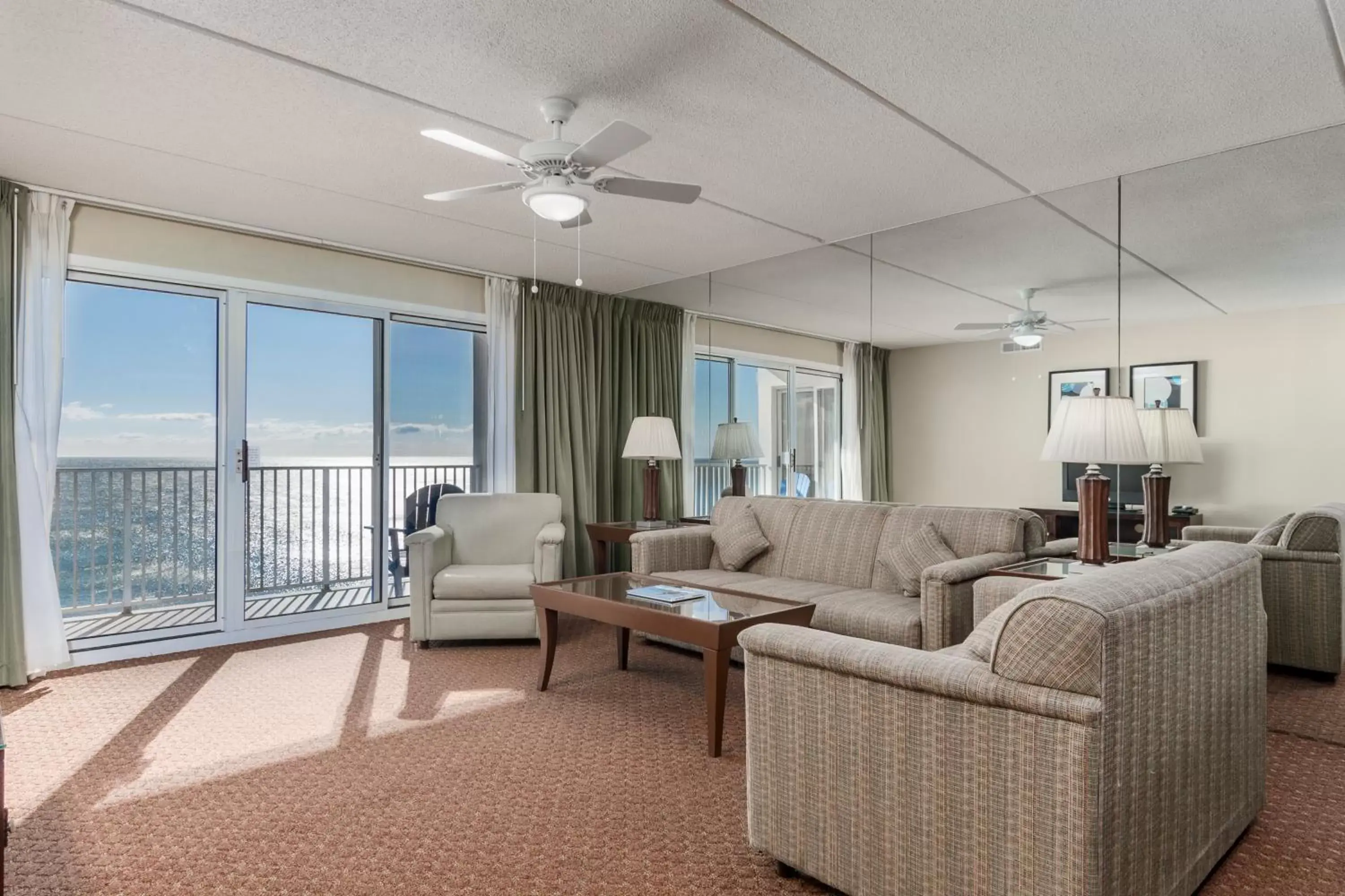 Balcony/Terrace, Seating Area in Princess Royale Oceanfront Resort