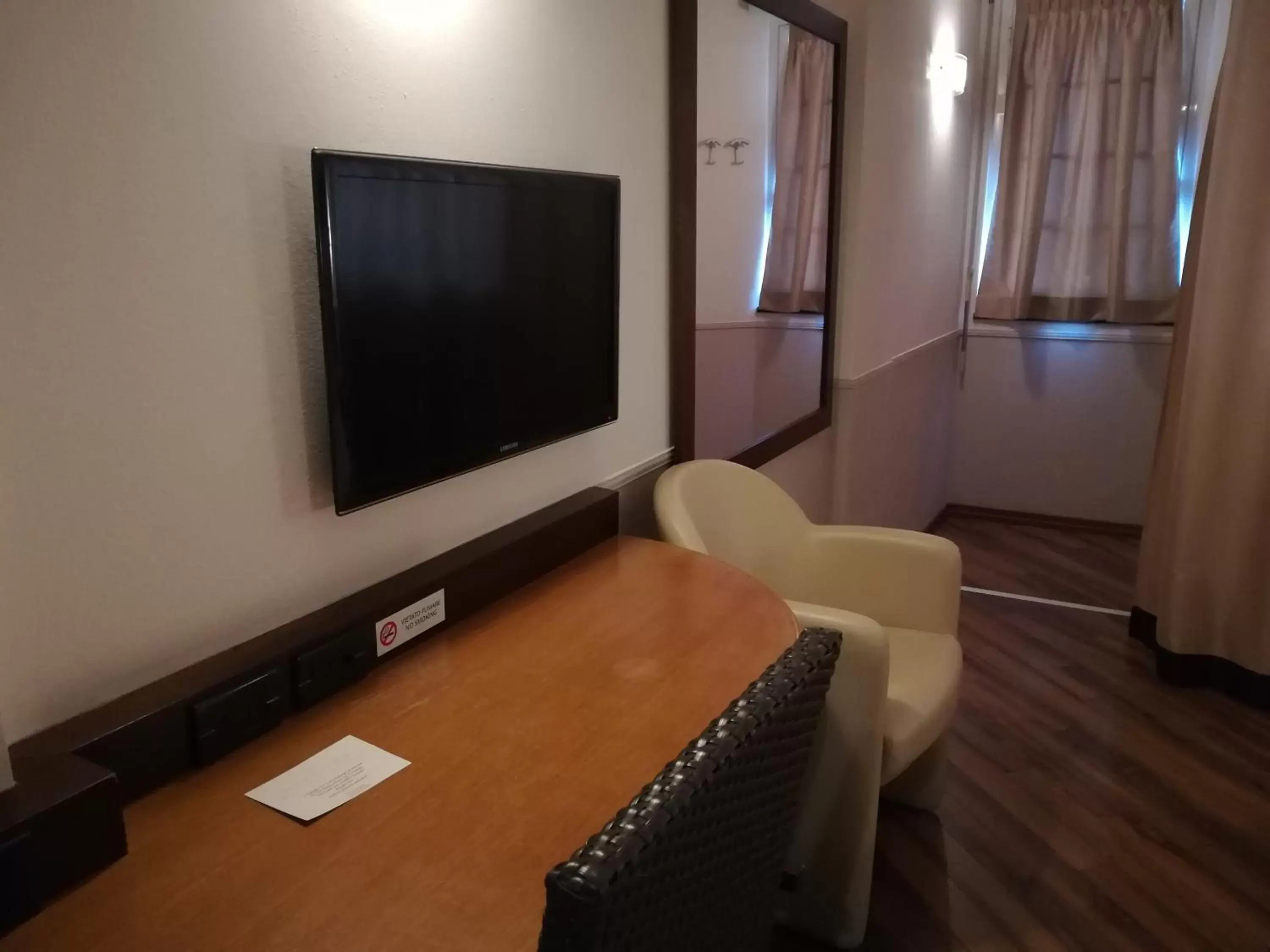 TV/Entertainment Center in Poggio Hotel