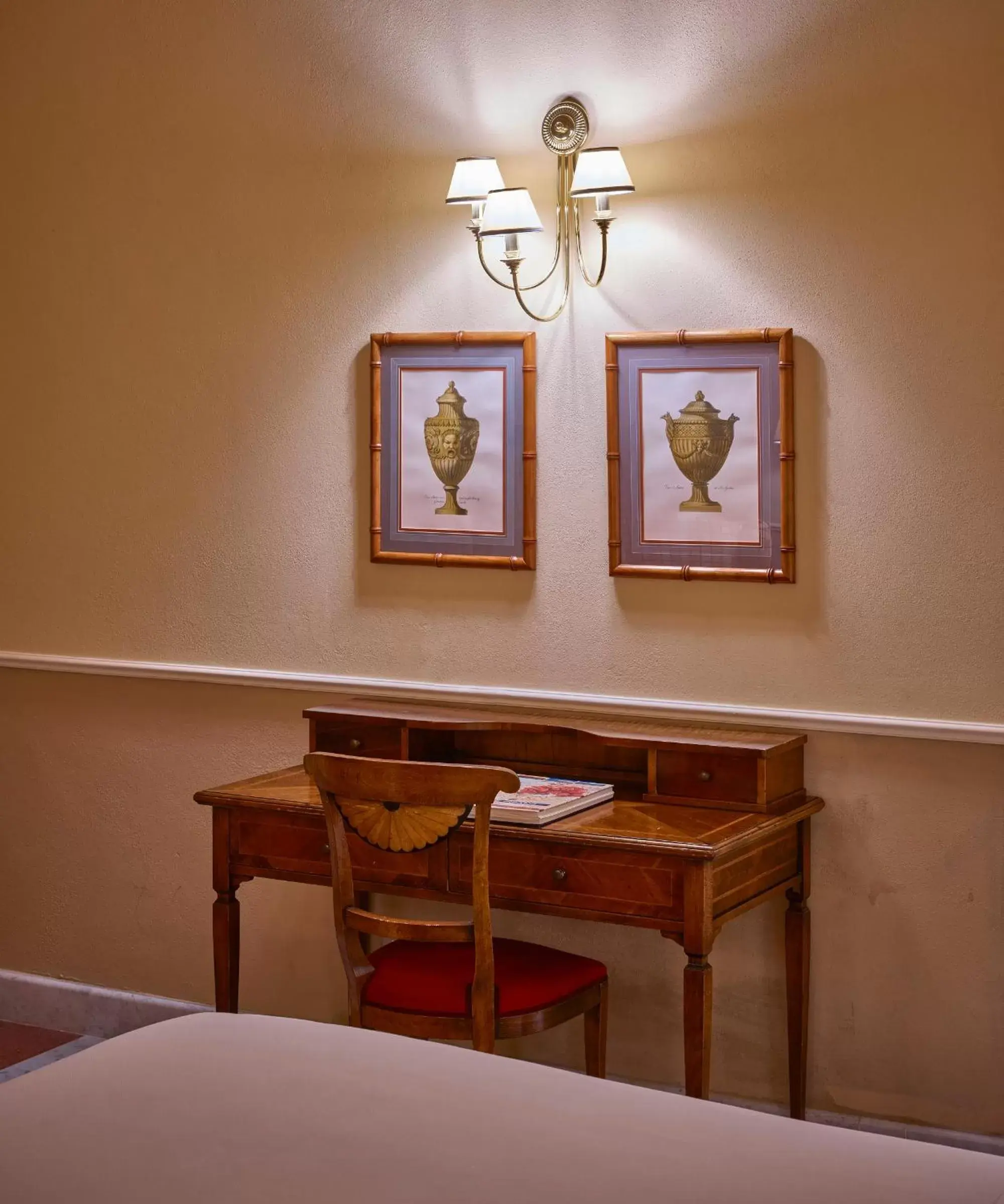Seating area, Bed in Bagni Di Pisa Palace & Thermal Spa - The Leading Hotels of the World Seating area, Bed in Bagni Di Pisa Palace & Thermal Spa - The Leading Hotels of the World