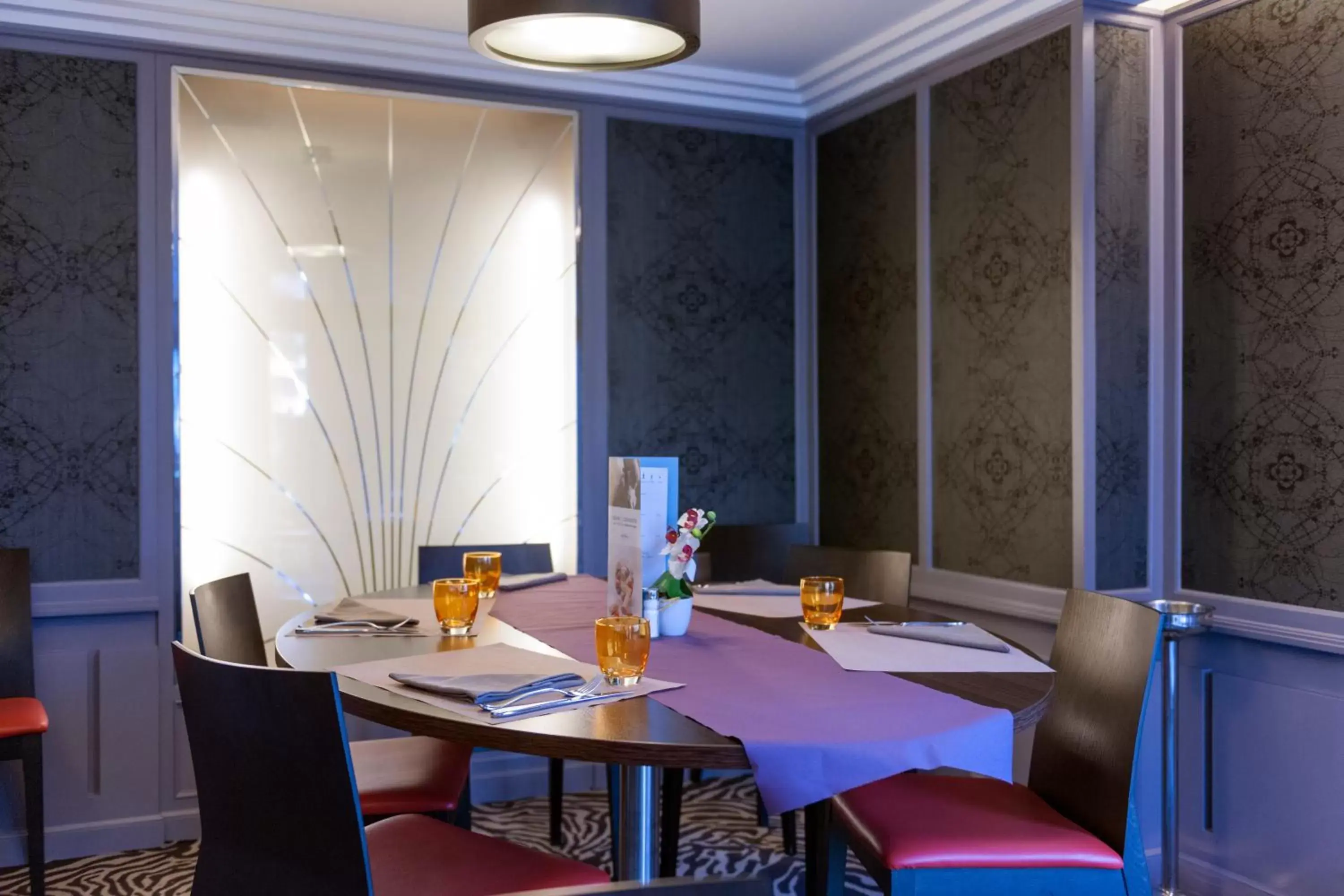 Restaurant/Places to Eat in Hotel Mercure Grenoble Centre Président