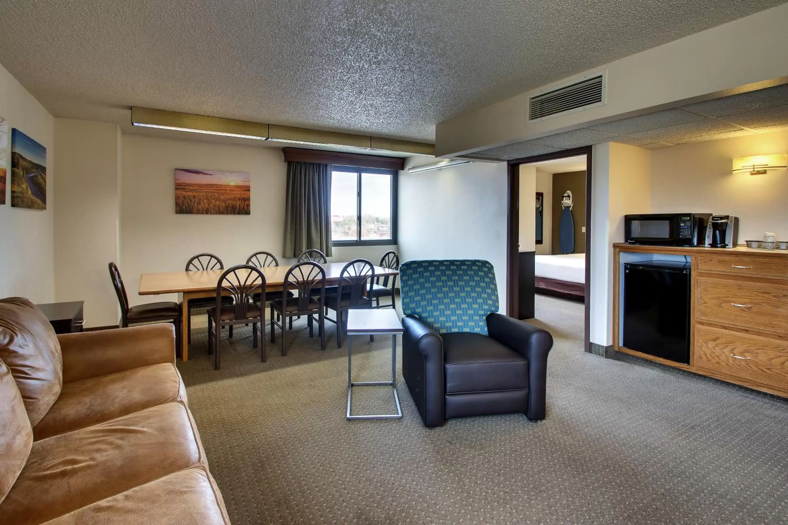 Seating Area in EverSpring Inn & Suites