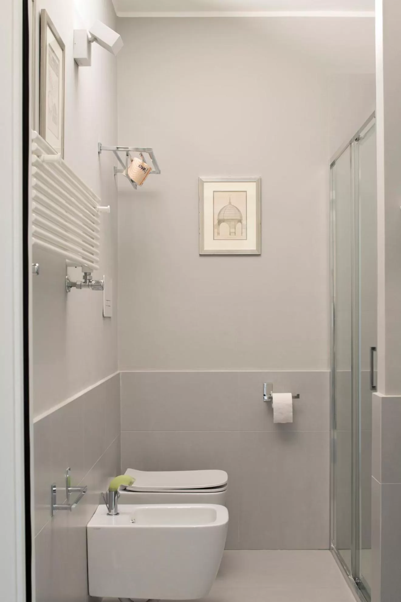 Shower in Principessa Mafalda