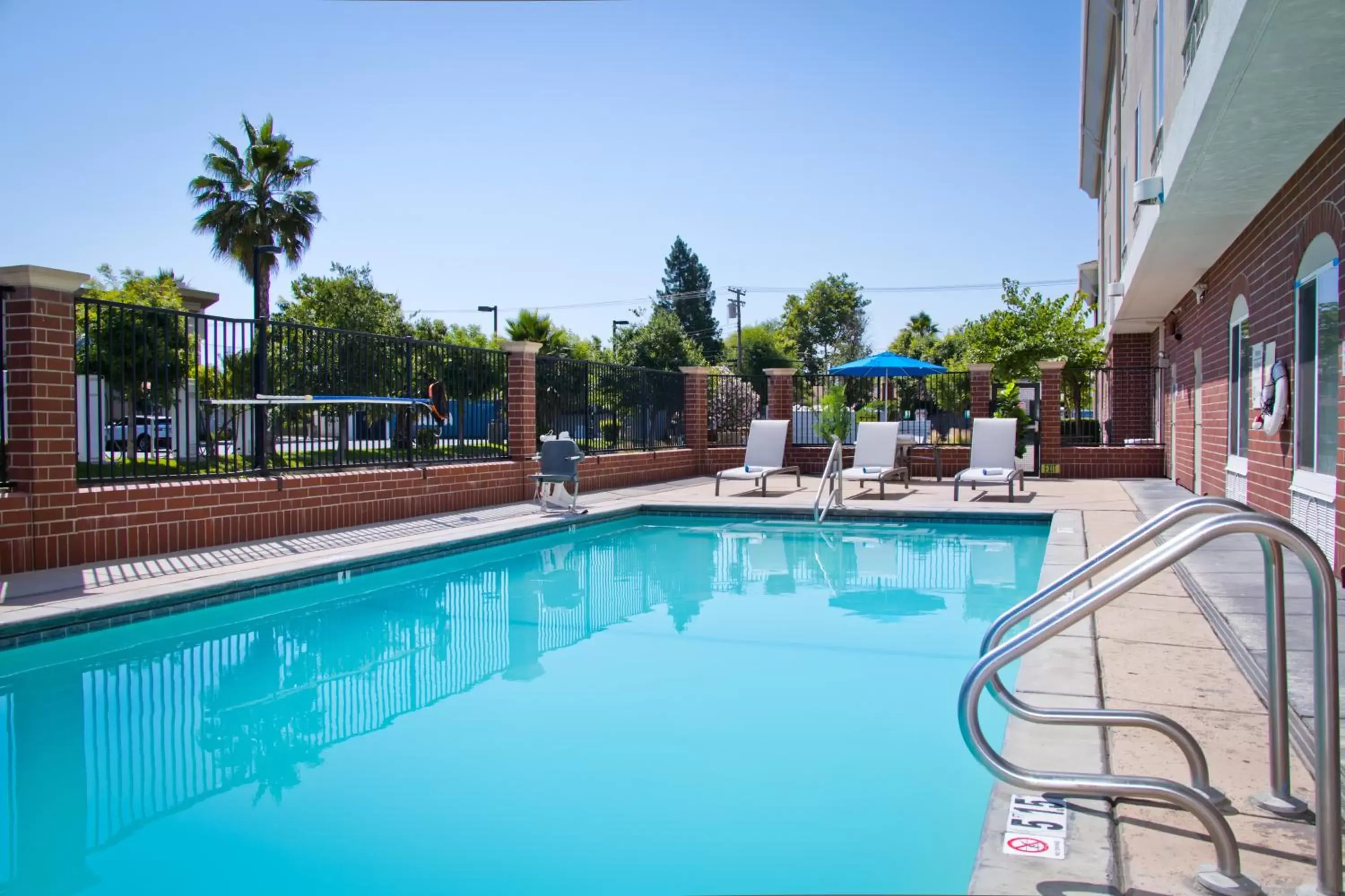 Pool view, Swimming Pool in Holiday Inn Express & Suites Sacramento NE Cal Expo, an IHG Hotel