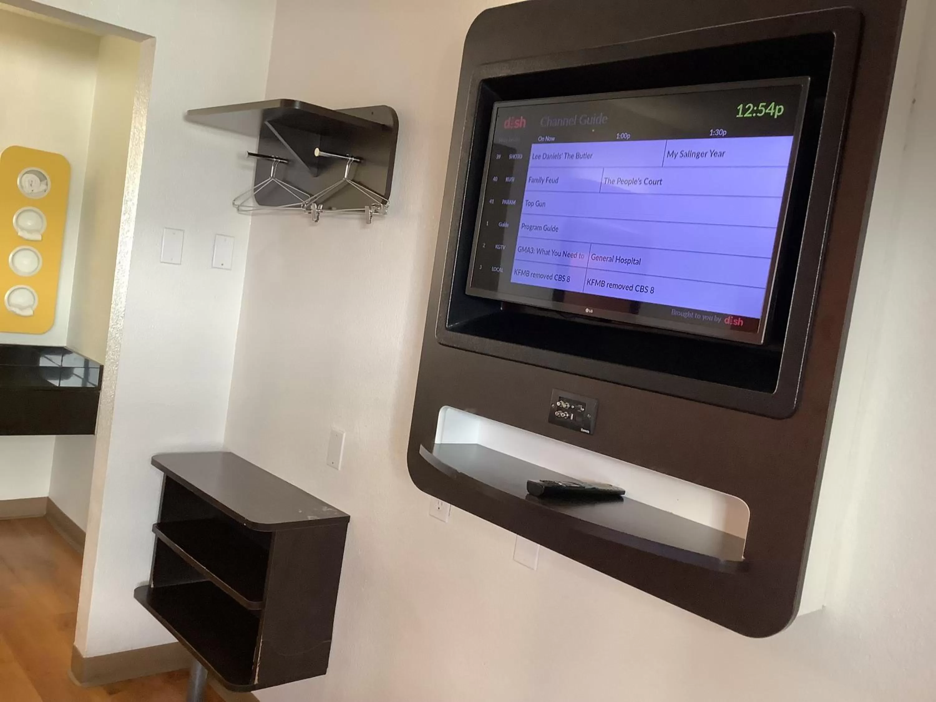 TV and multimedia in Carlsbad Village Inn