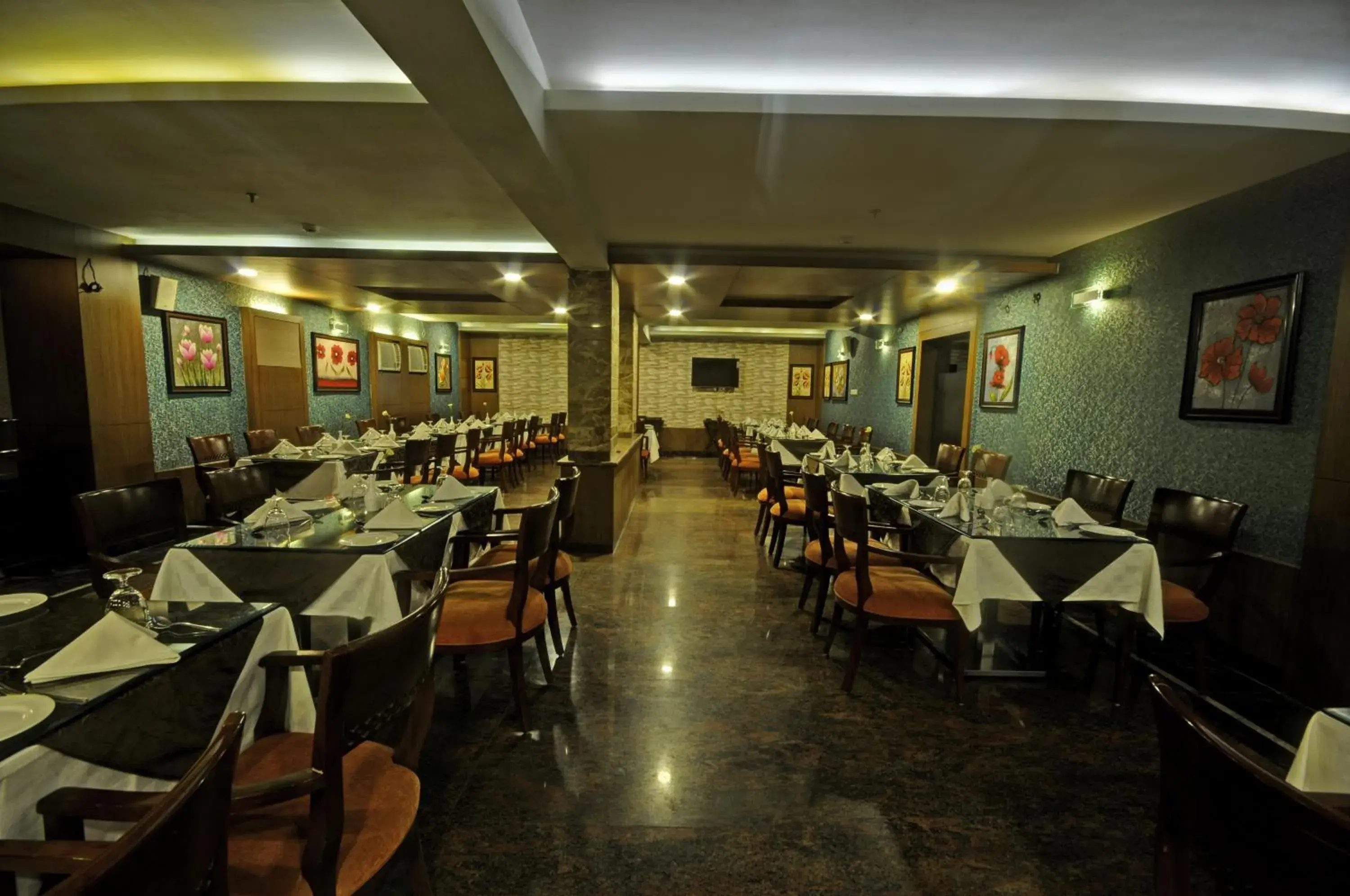 Breakfast, Restaurant/Places to Eat in Pride Ananya Resort Puri