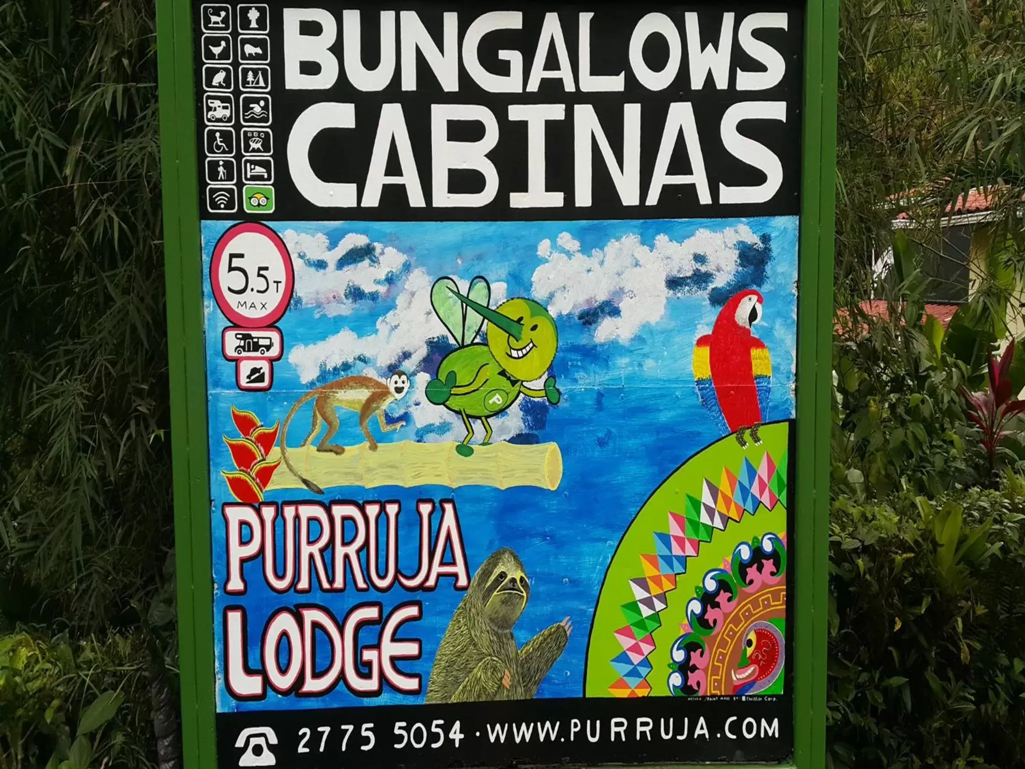 Property logo or sign in La Purruja Lodge
