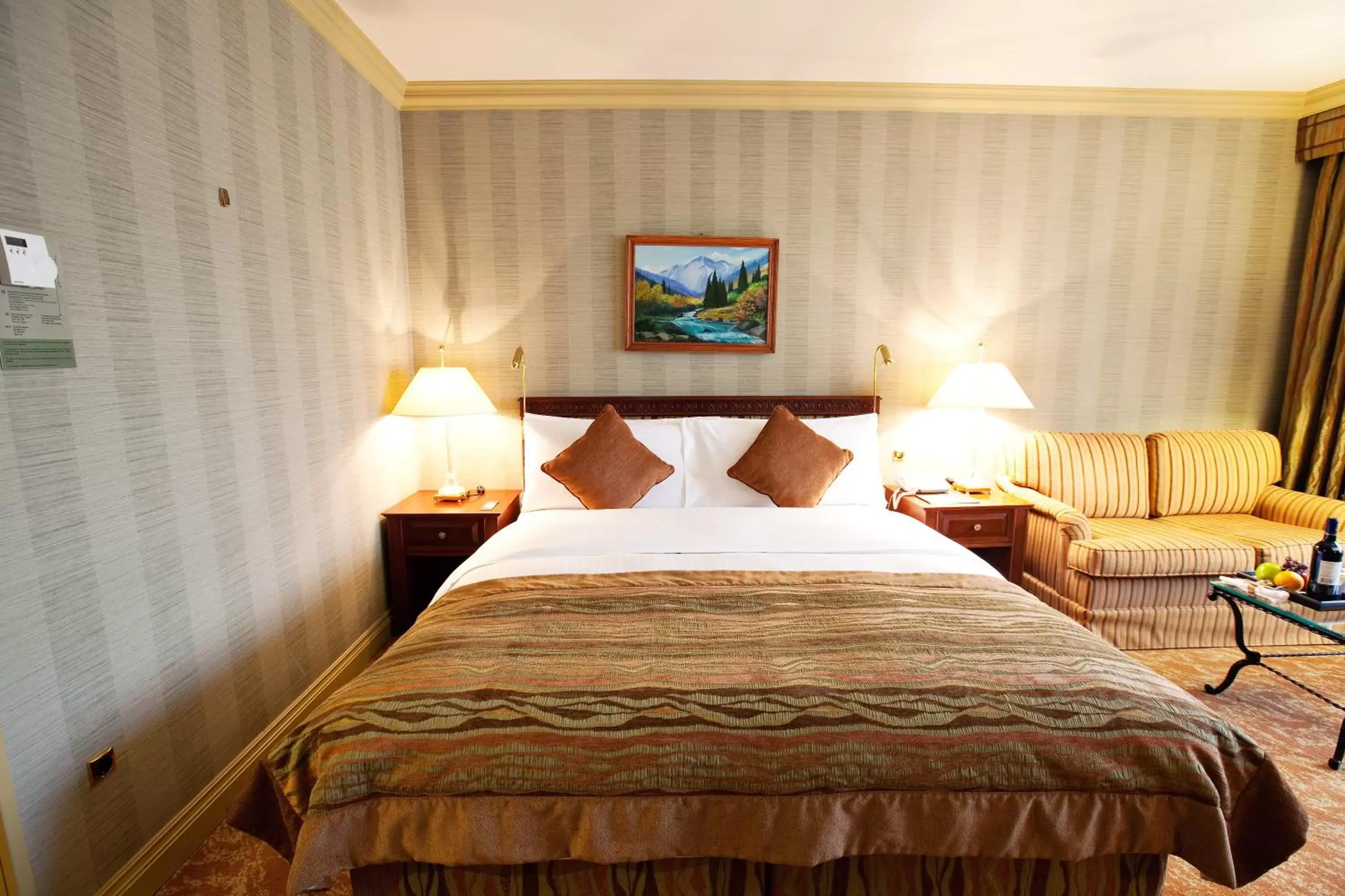 Bedroom, Bed in InterContinental Almaty, an IHG Hotel