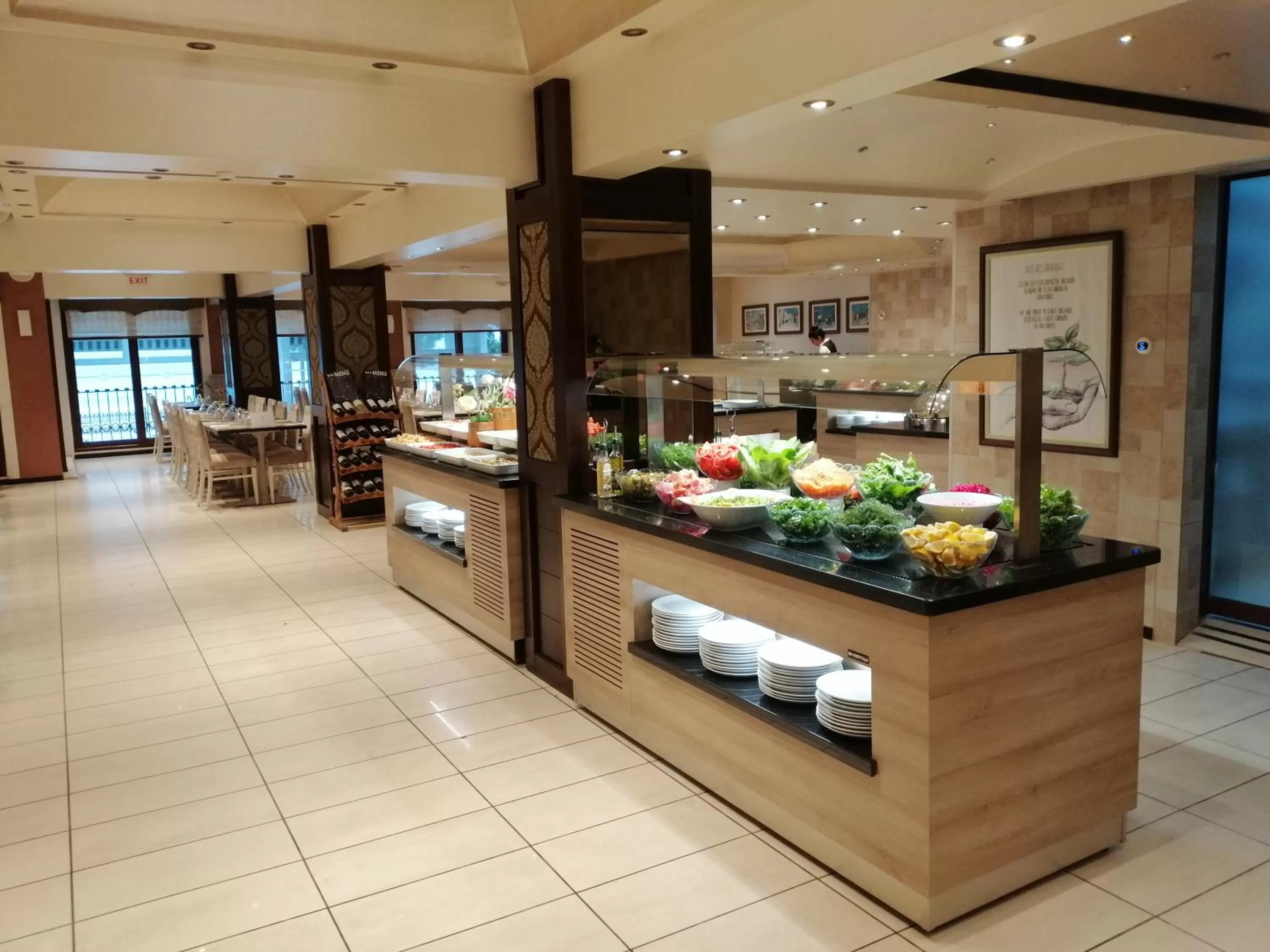 Buffet breakfast in Iris Hotel & Spa