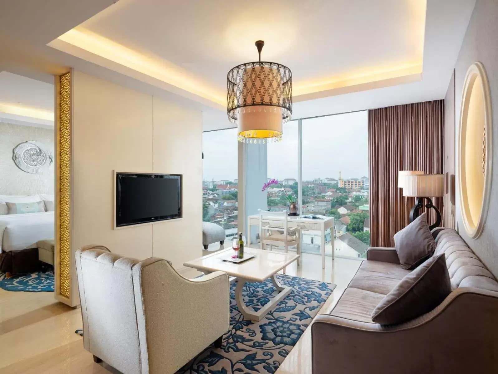 Living room, Seating Area in ARTOTEL Suites Bianti Yogyakarta, CHSE Certified