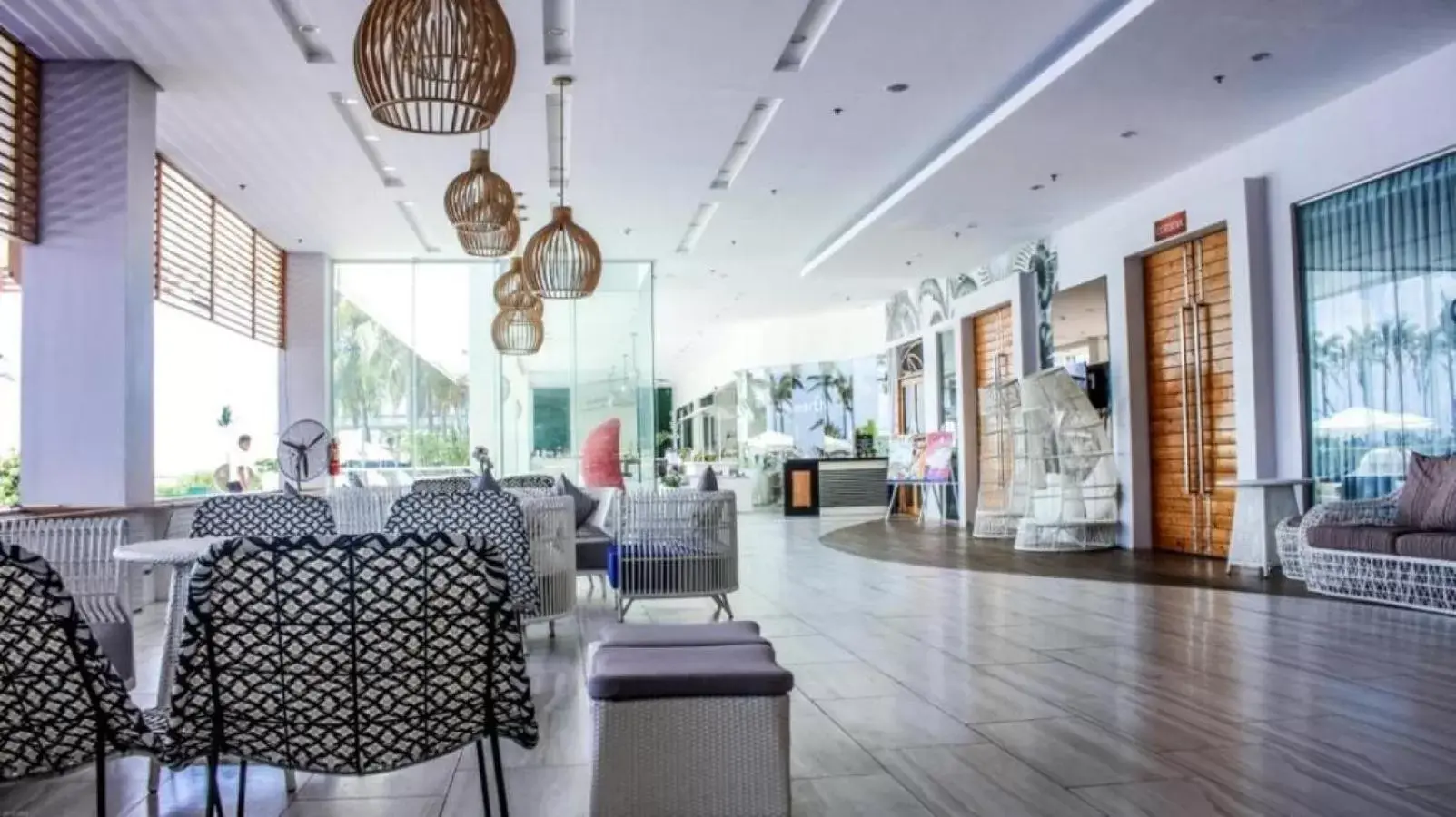 Lobby or reception in Solea Mactan Resort