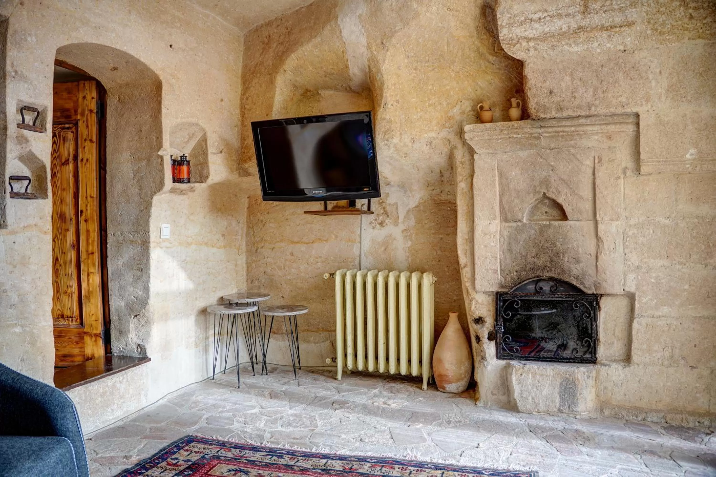 flat iron in 4 Oda Cave House - Special Class