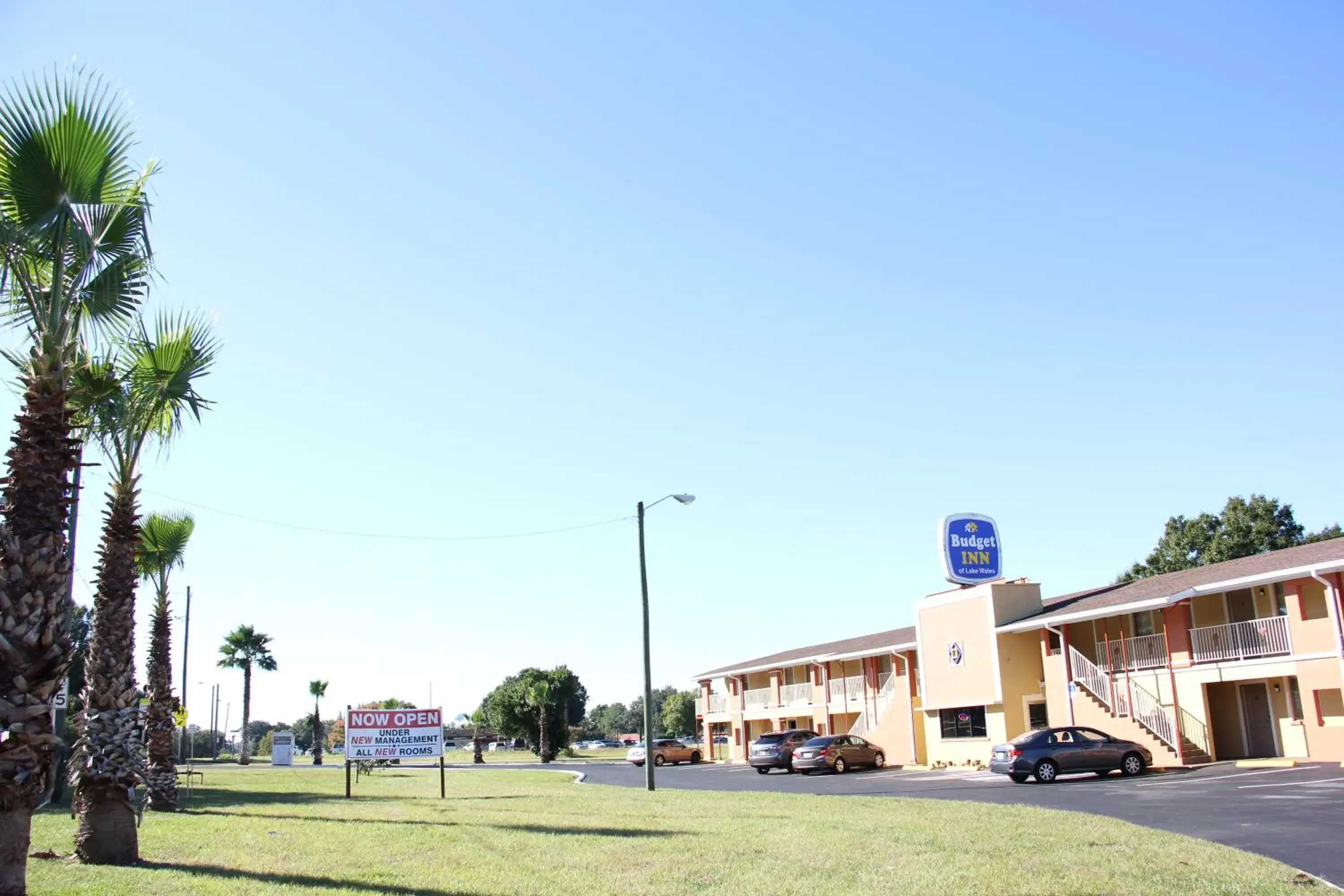 Facade/entrance, Property Building in Budget Inn Lake Wales